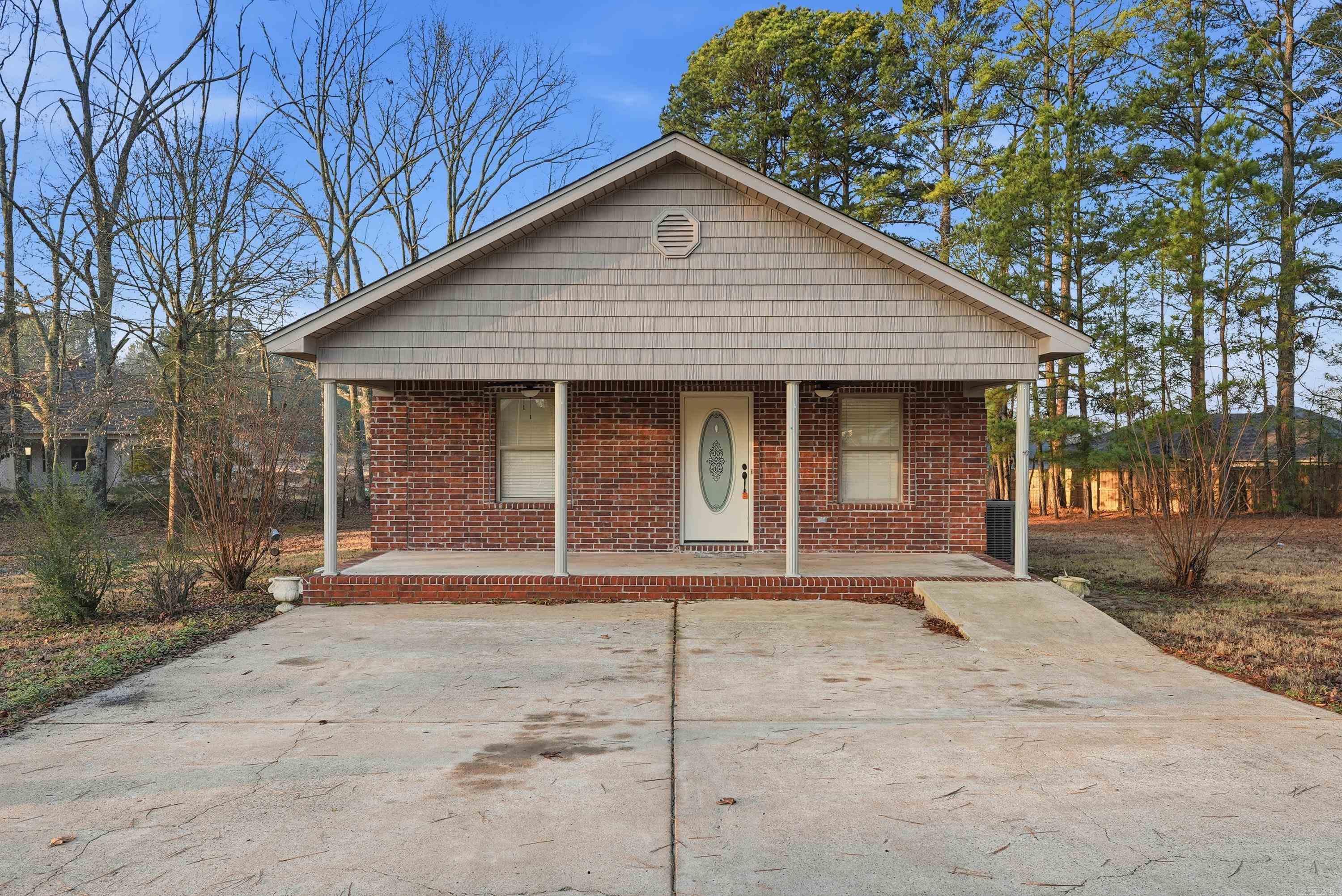29 McClellan Drive