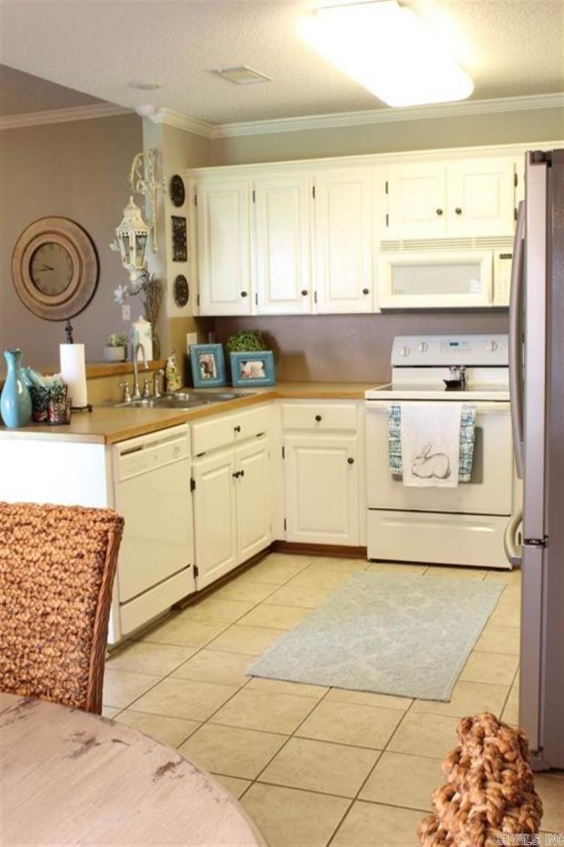 4005 Hummingbird Cove