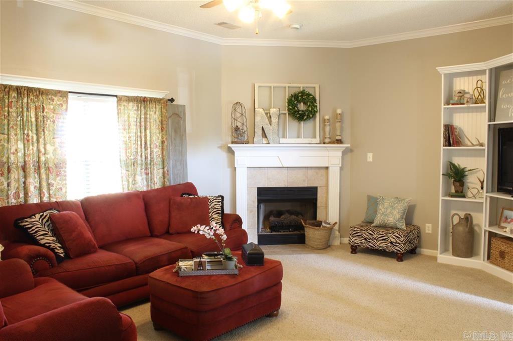 4005 Hummingbird Cove