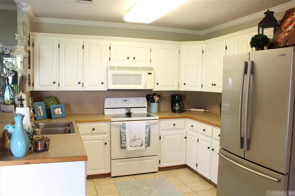 4005 Hummingbird Cove