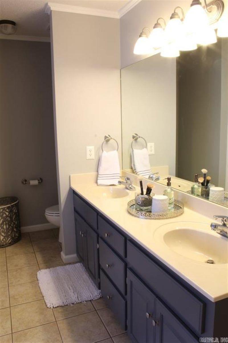 4005 Hummingbird Cove