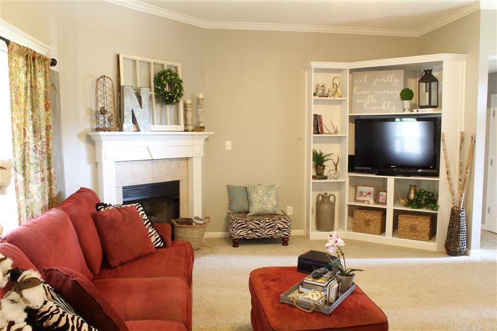 4005 Hummingbird Cove