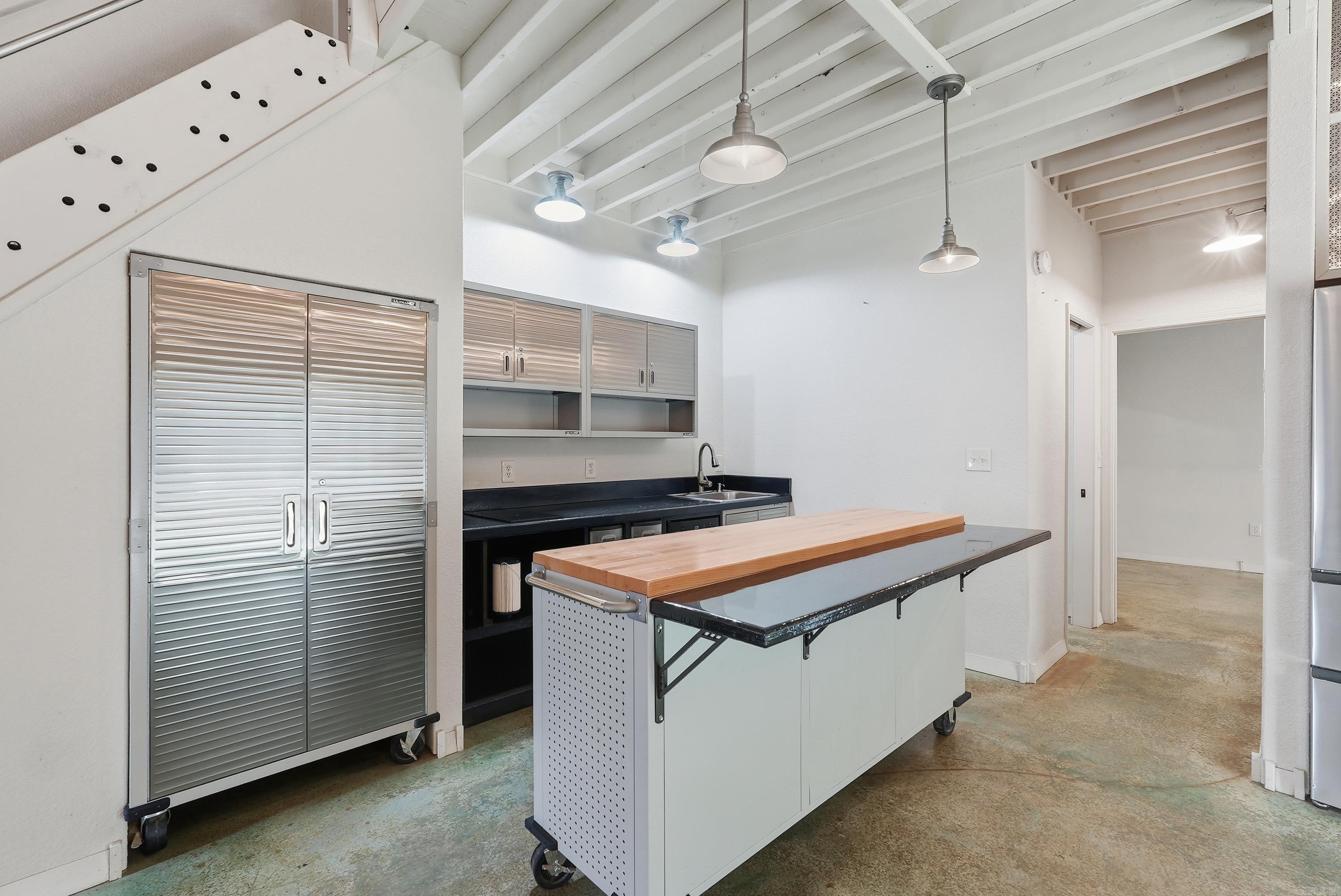 18 Kenwood Cove