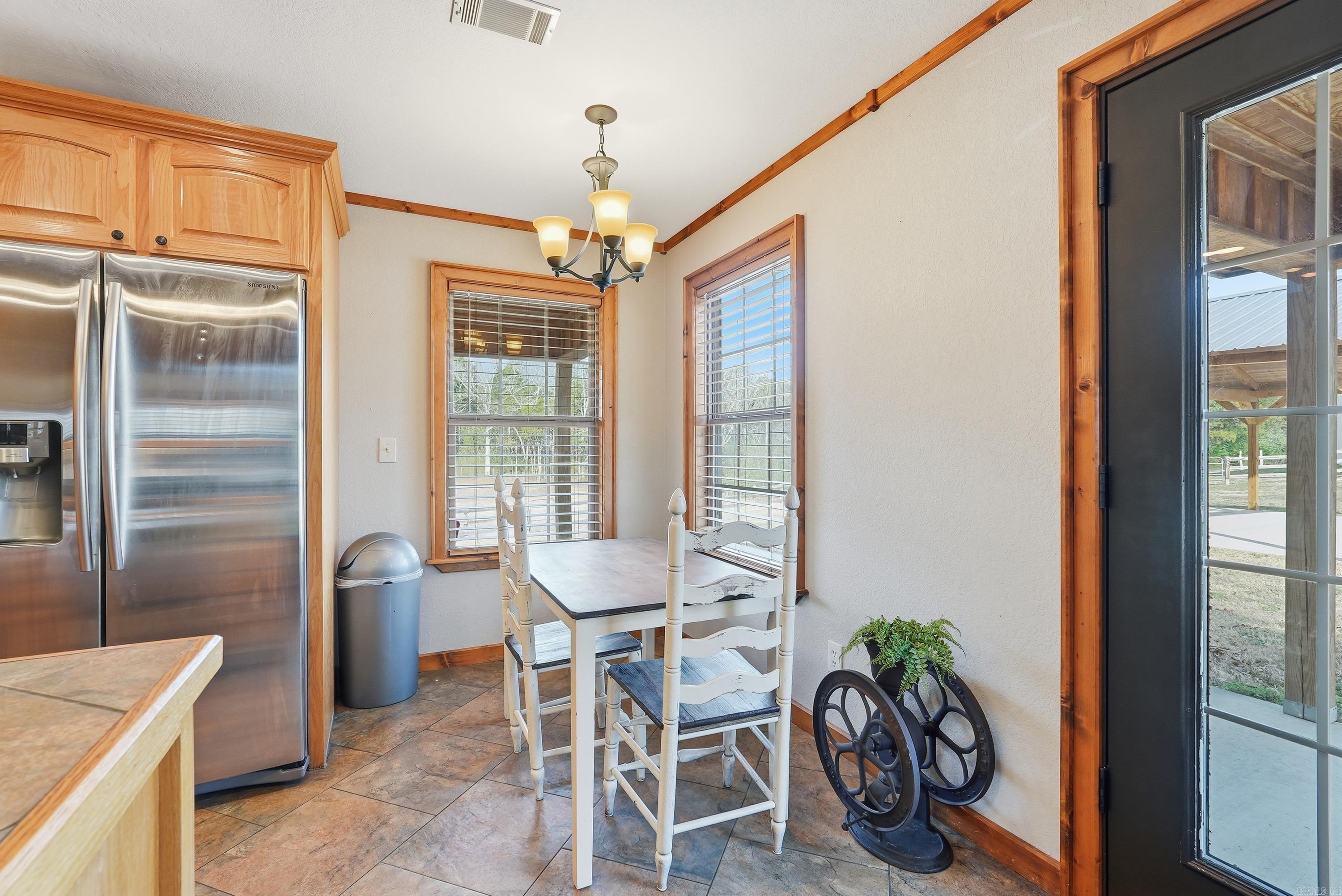 18 Kenwood Cove