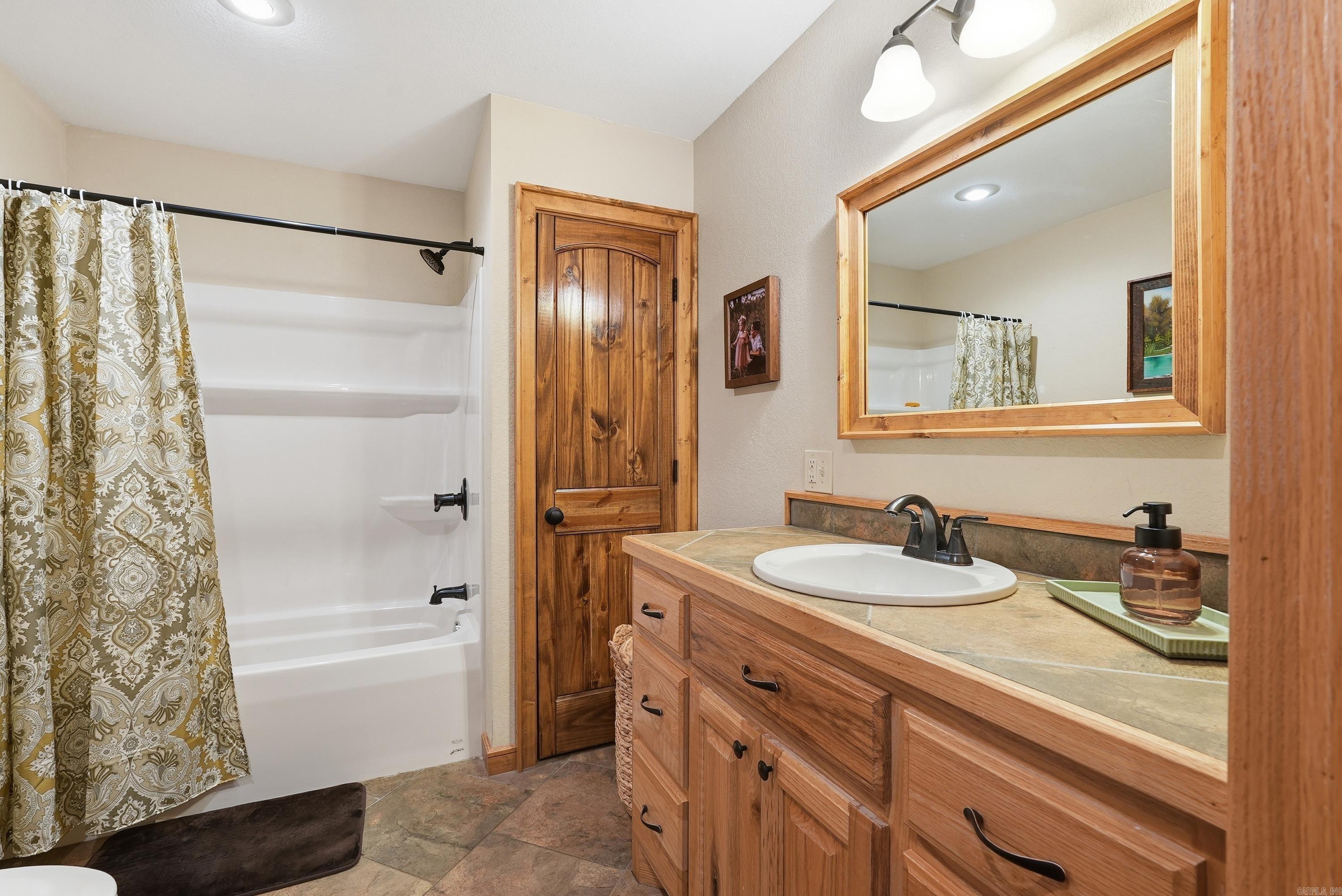 18 Kenwood Cove