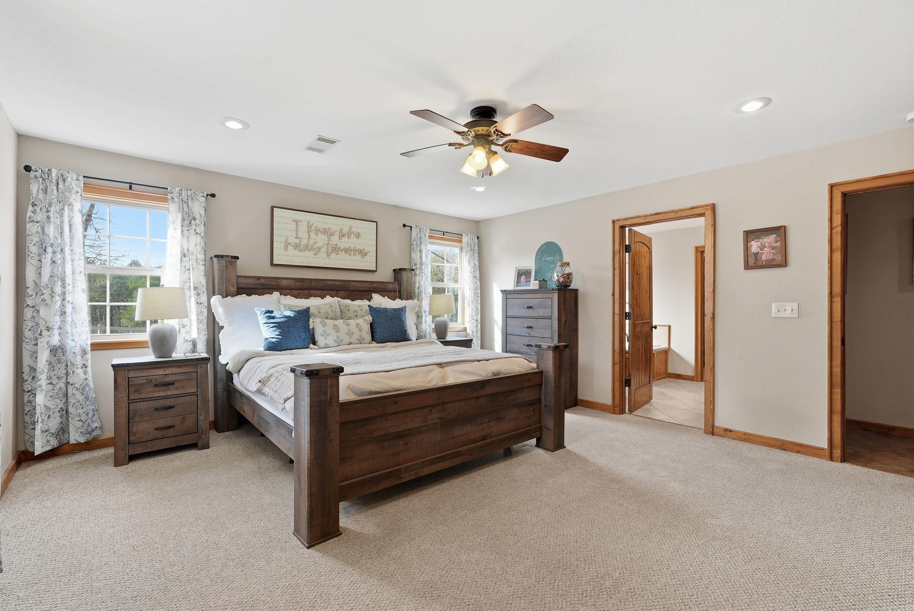 18 Kenwood Cove