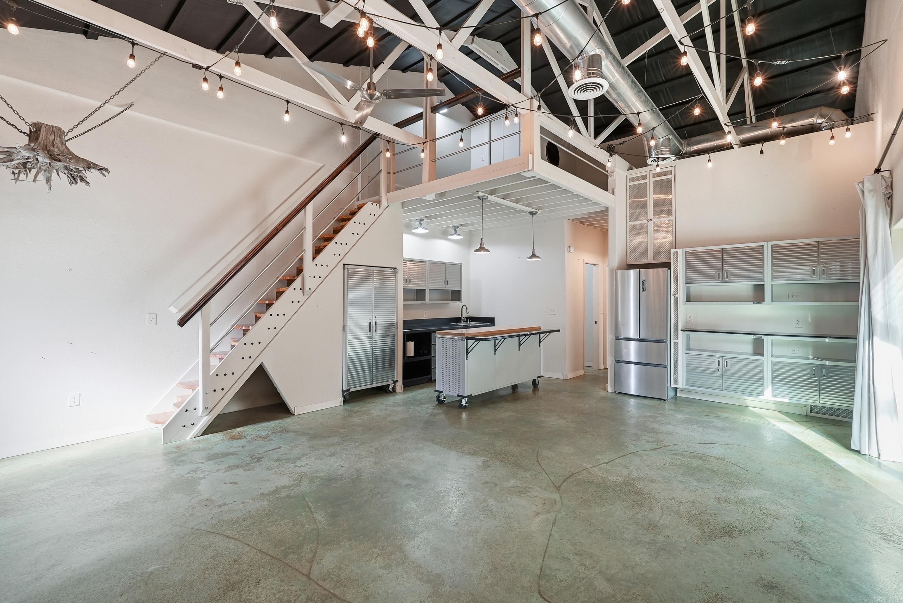 18 Kenwood Cove
