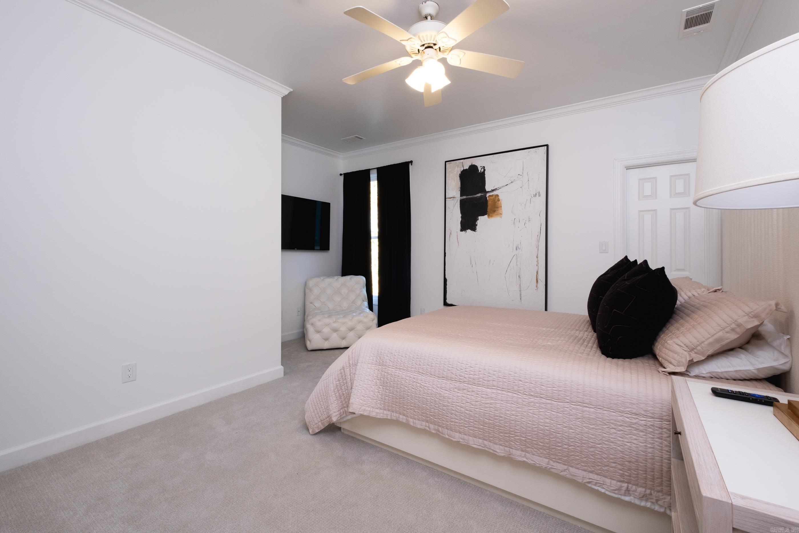 35 Sologne Circle