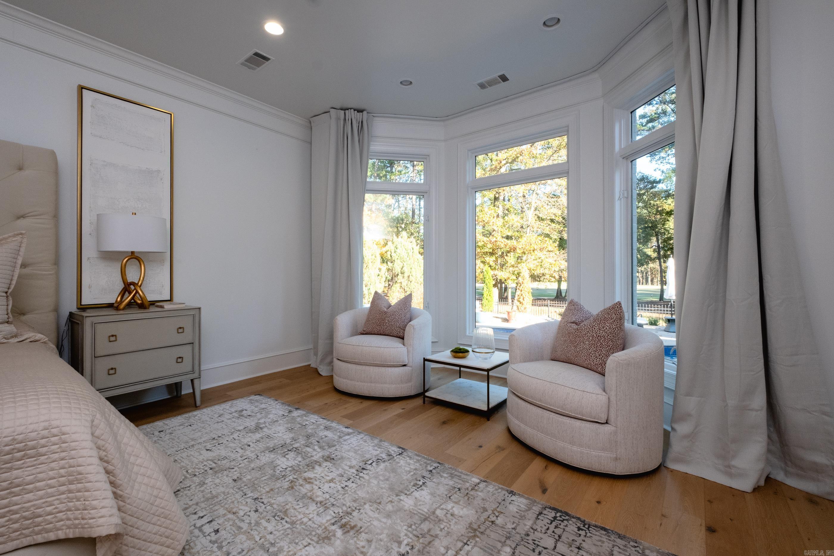35 Sologne Circle