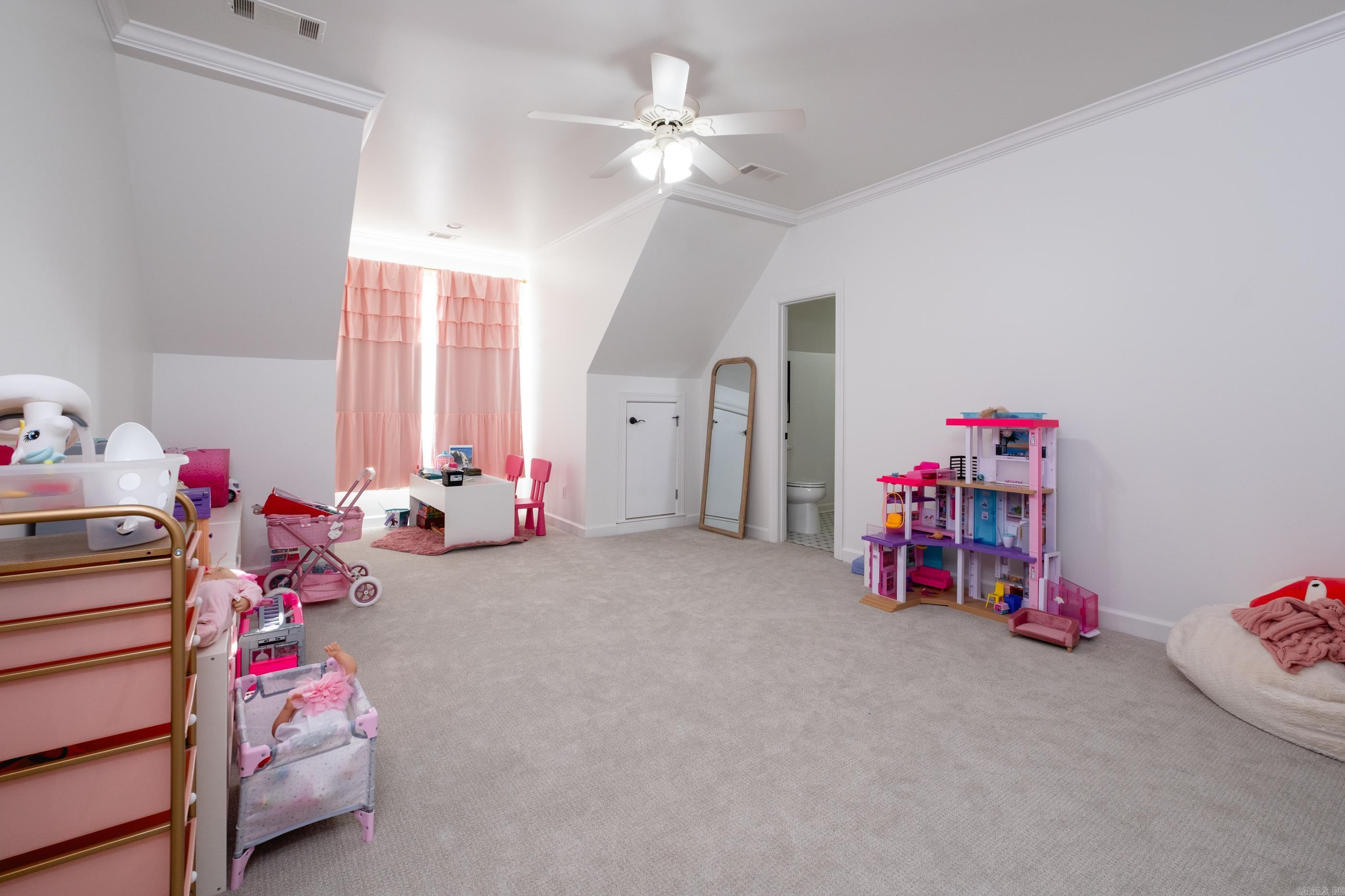35 Sologne Circle