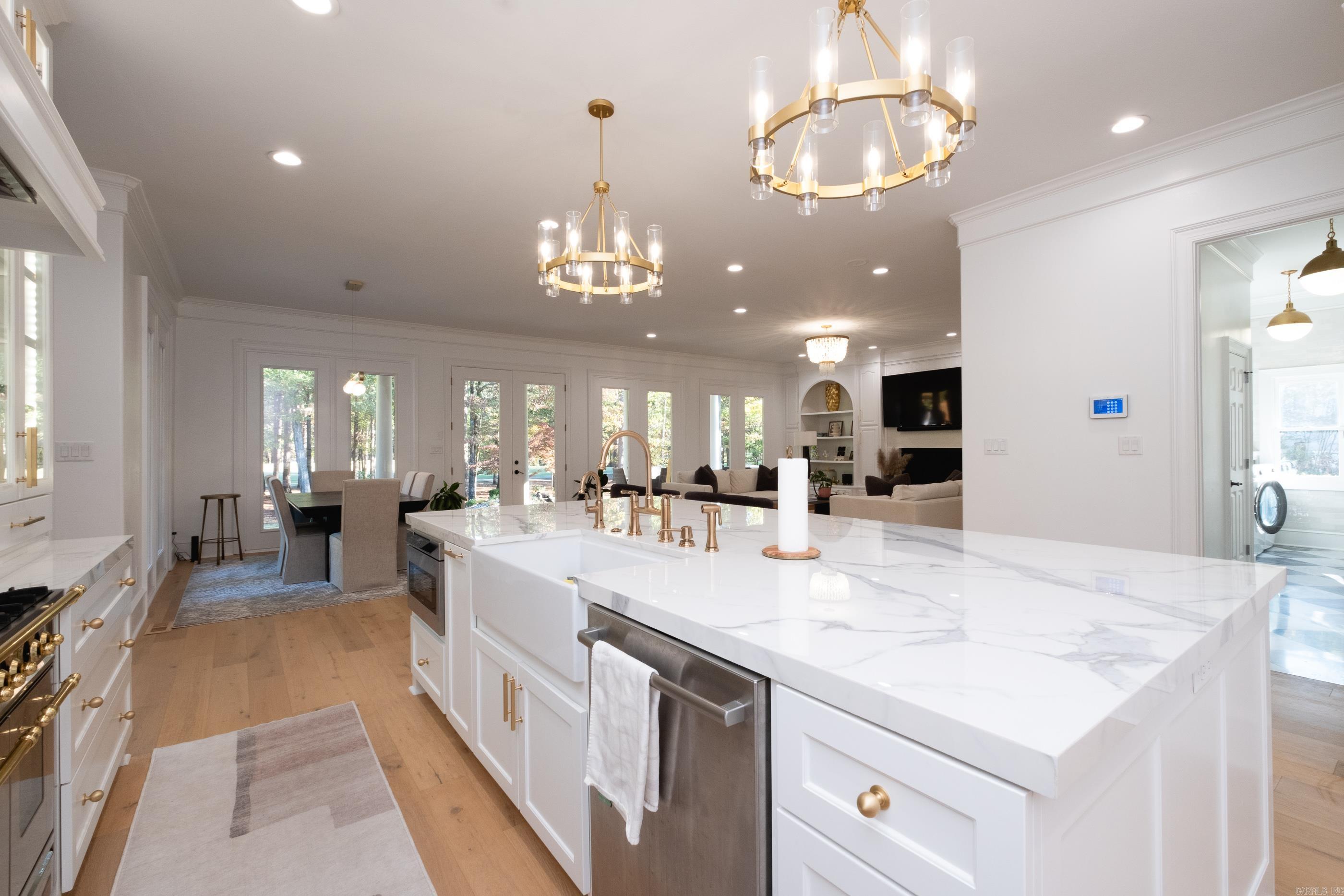 35 Sologne Circle
