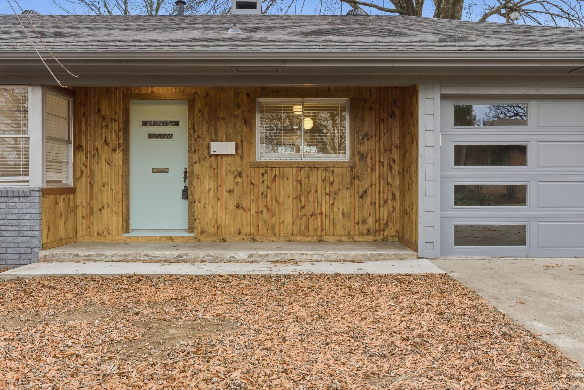 11 Mockingbird Lane