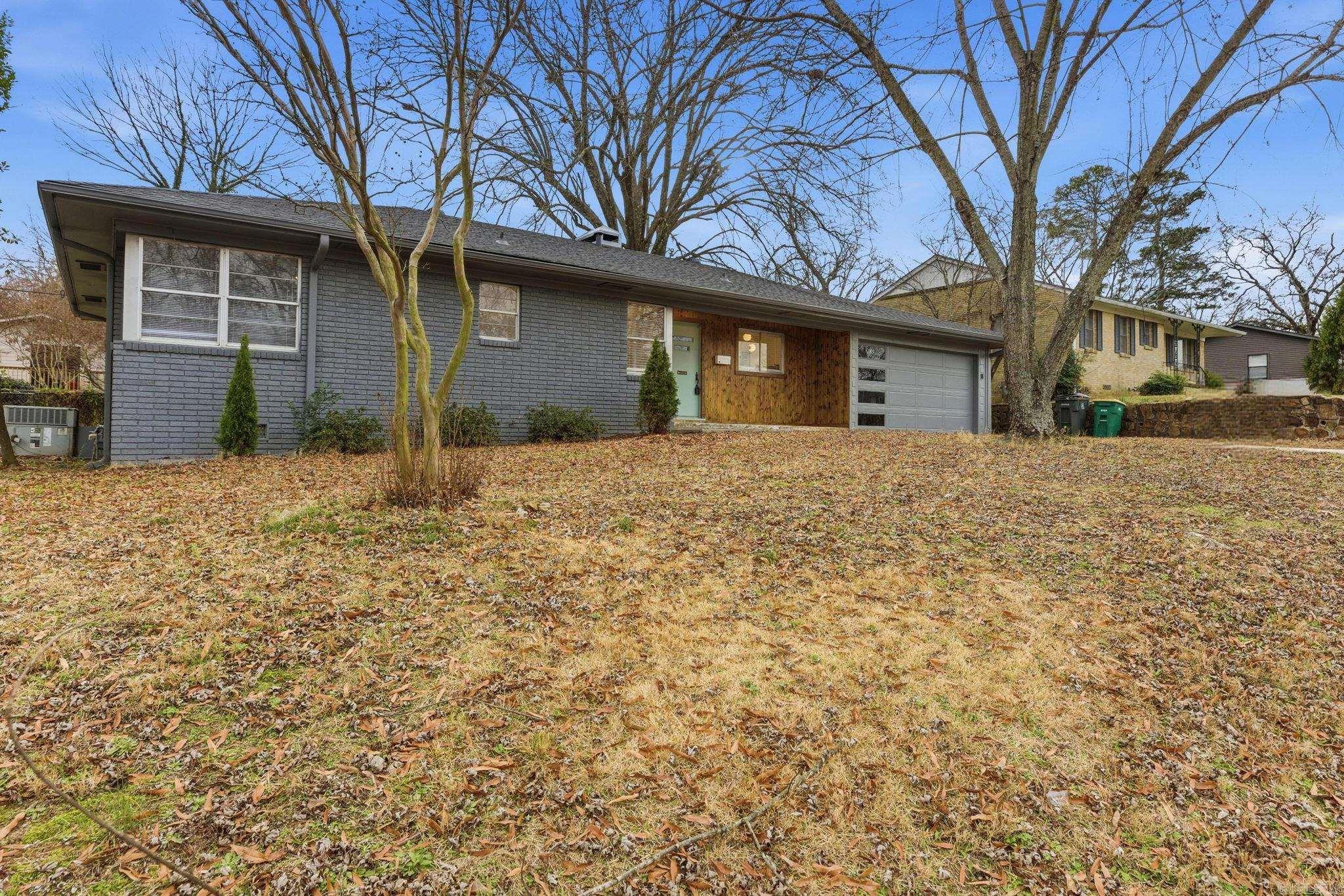 11 Mockingbird Lane