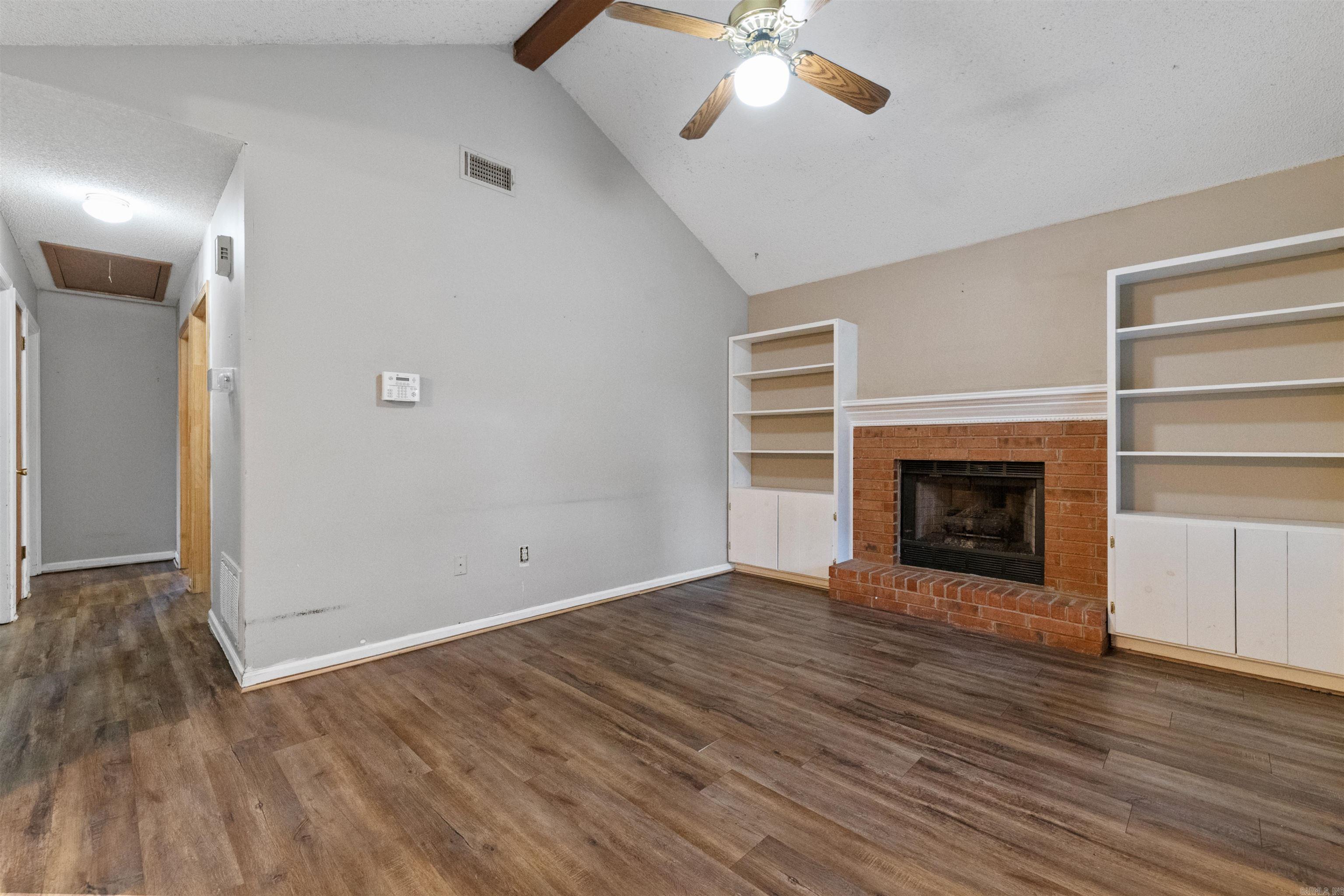 9404 Maryland Cove