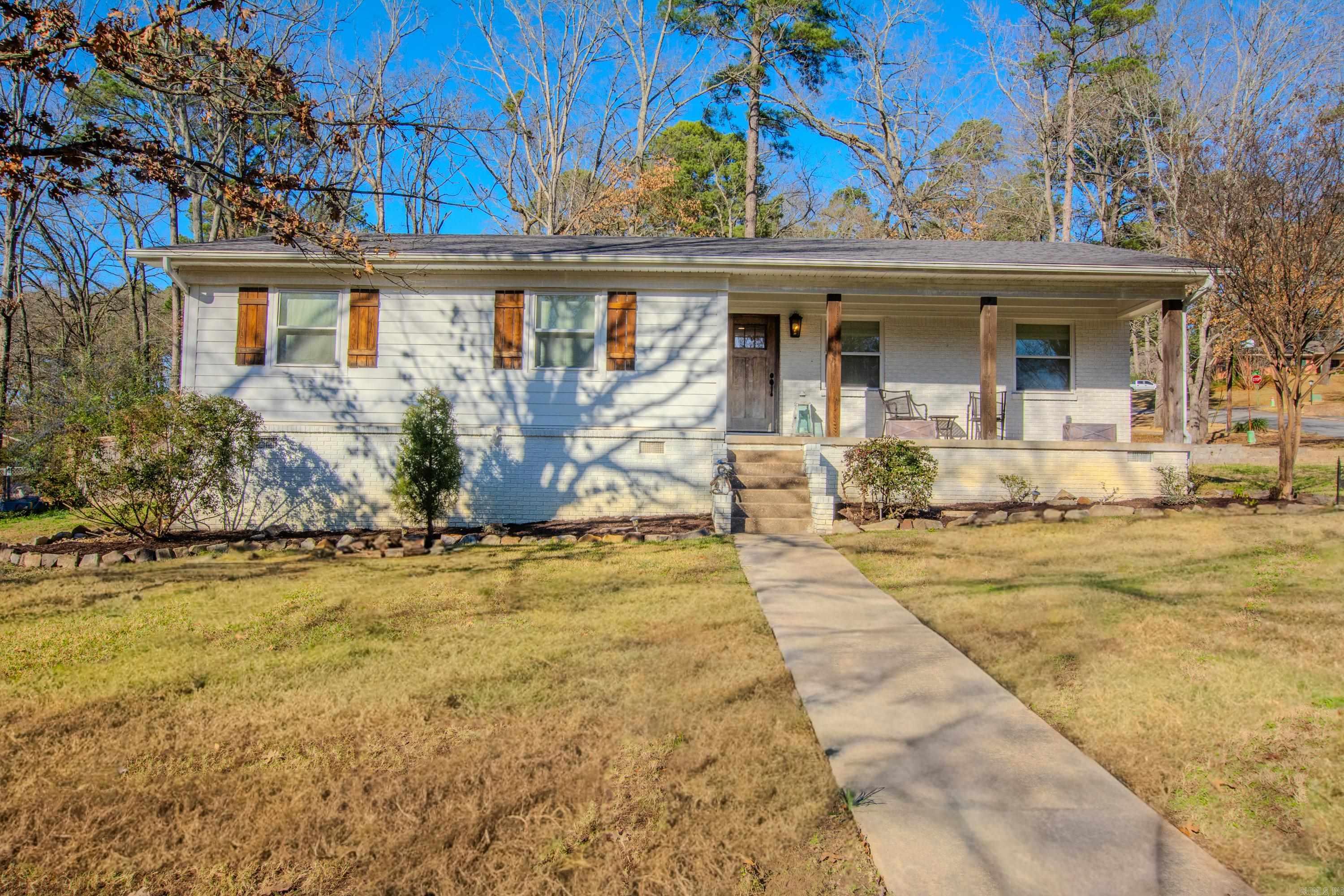 1724 Lynnwood Drive