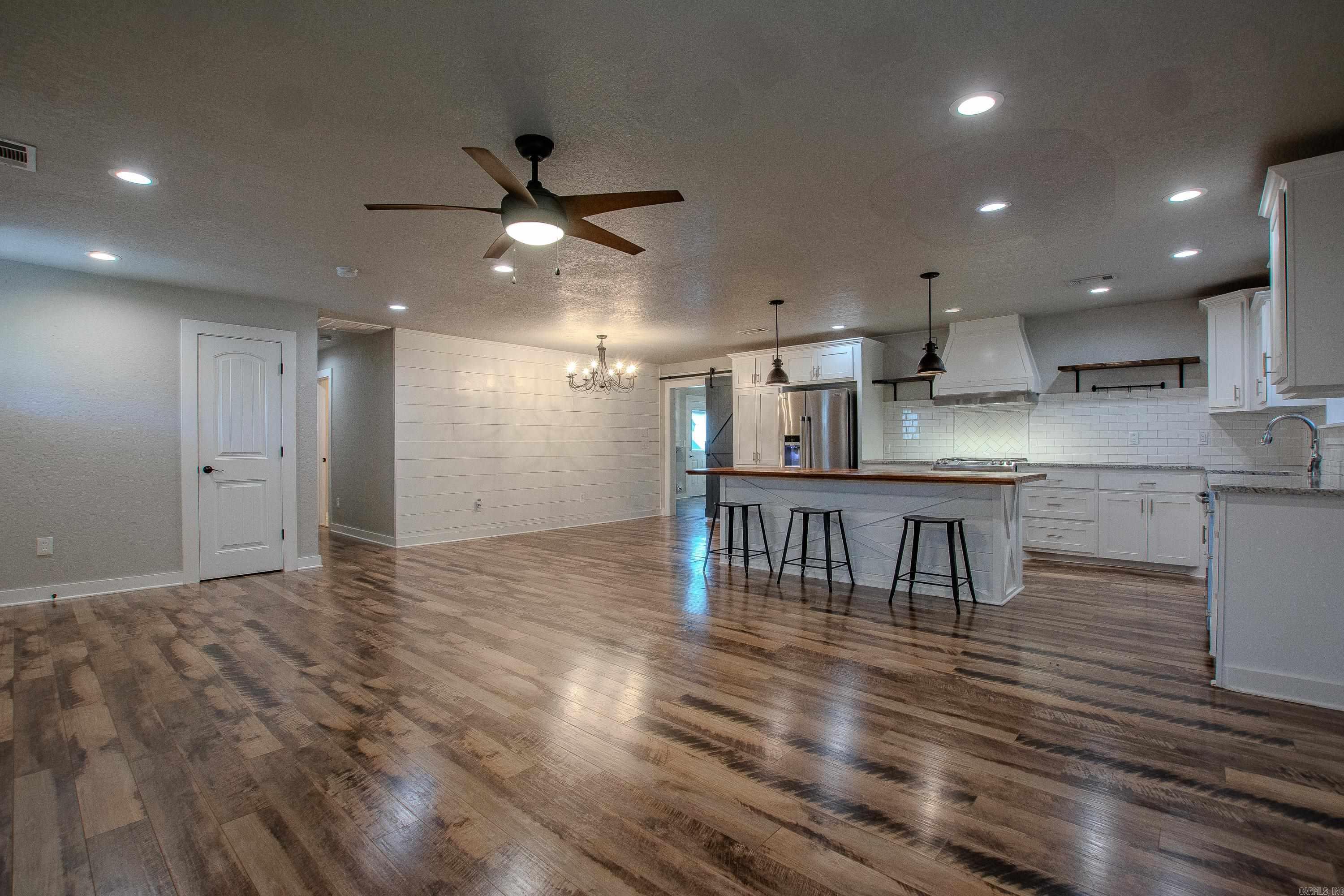 1724 Lynnwood Drive