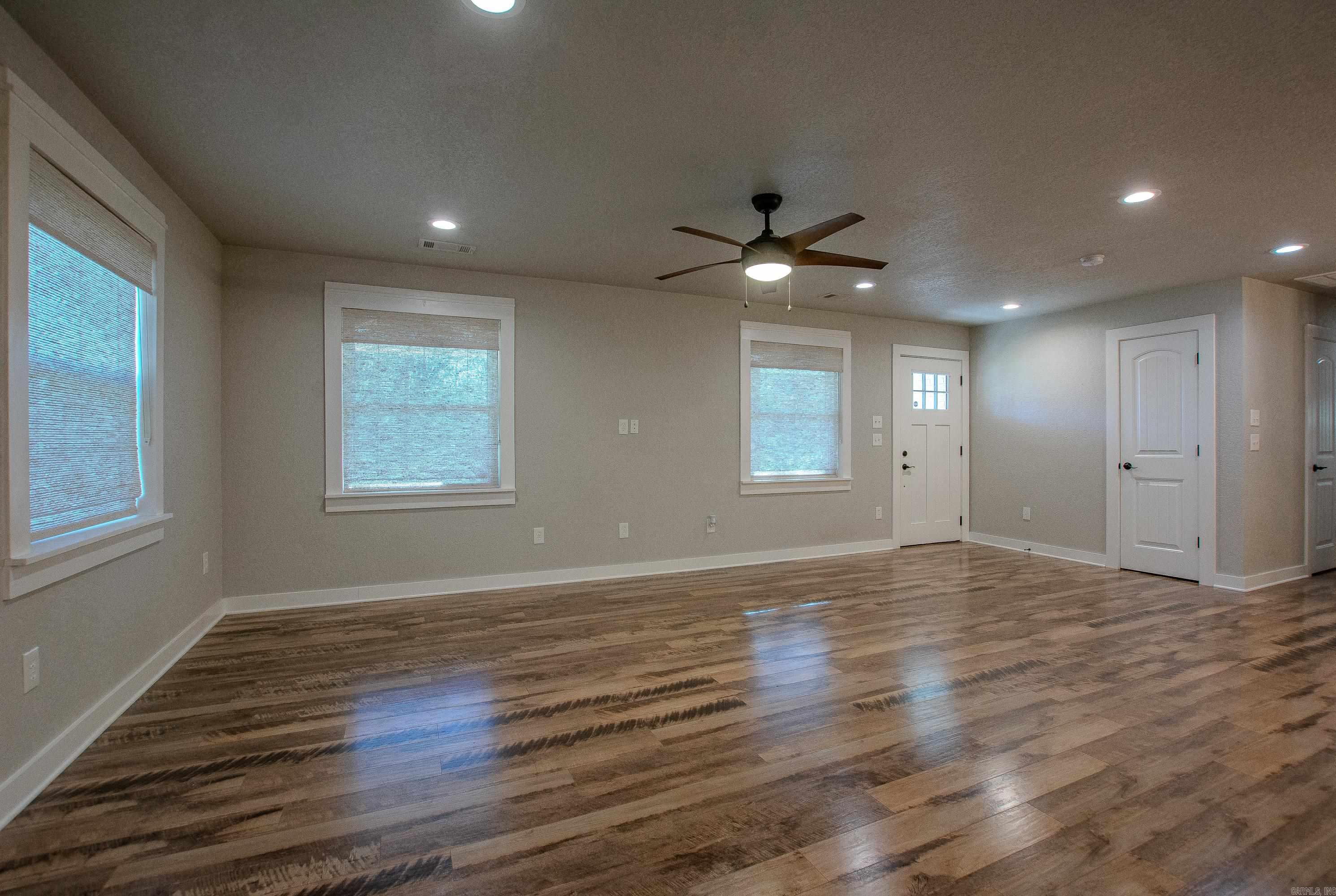 1724 Lynnwood Drive