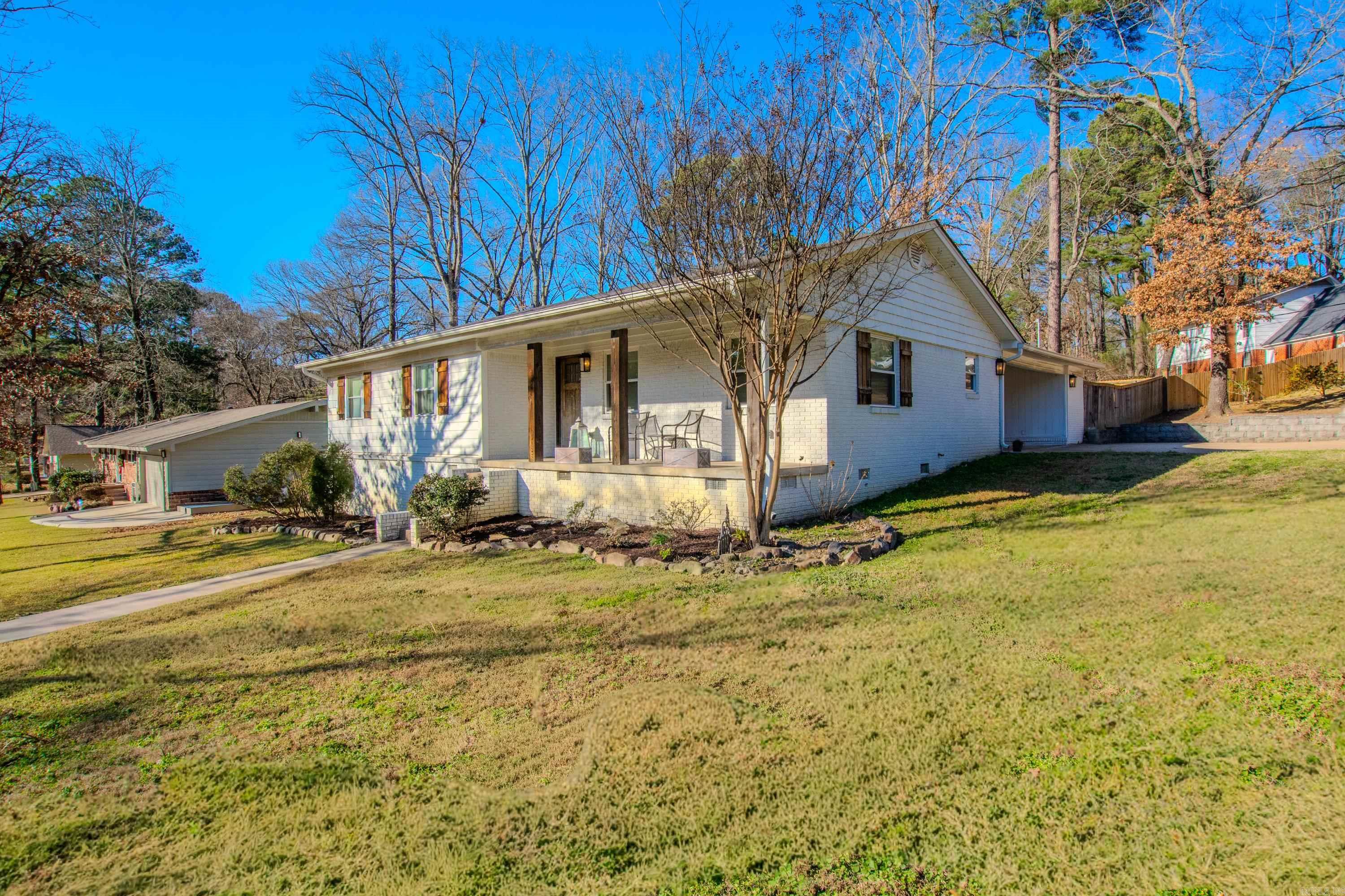 1724 Lynnwood Drive