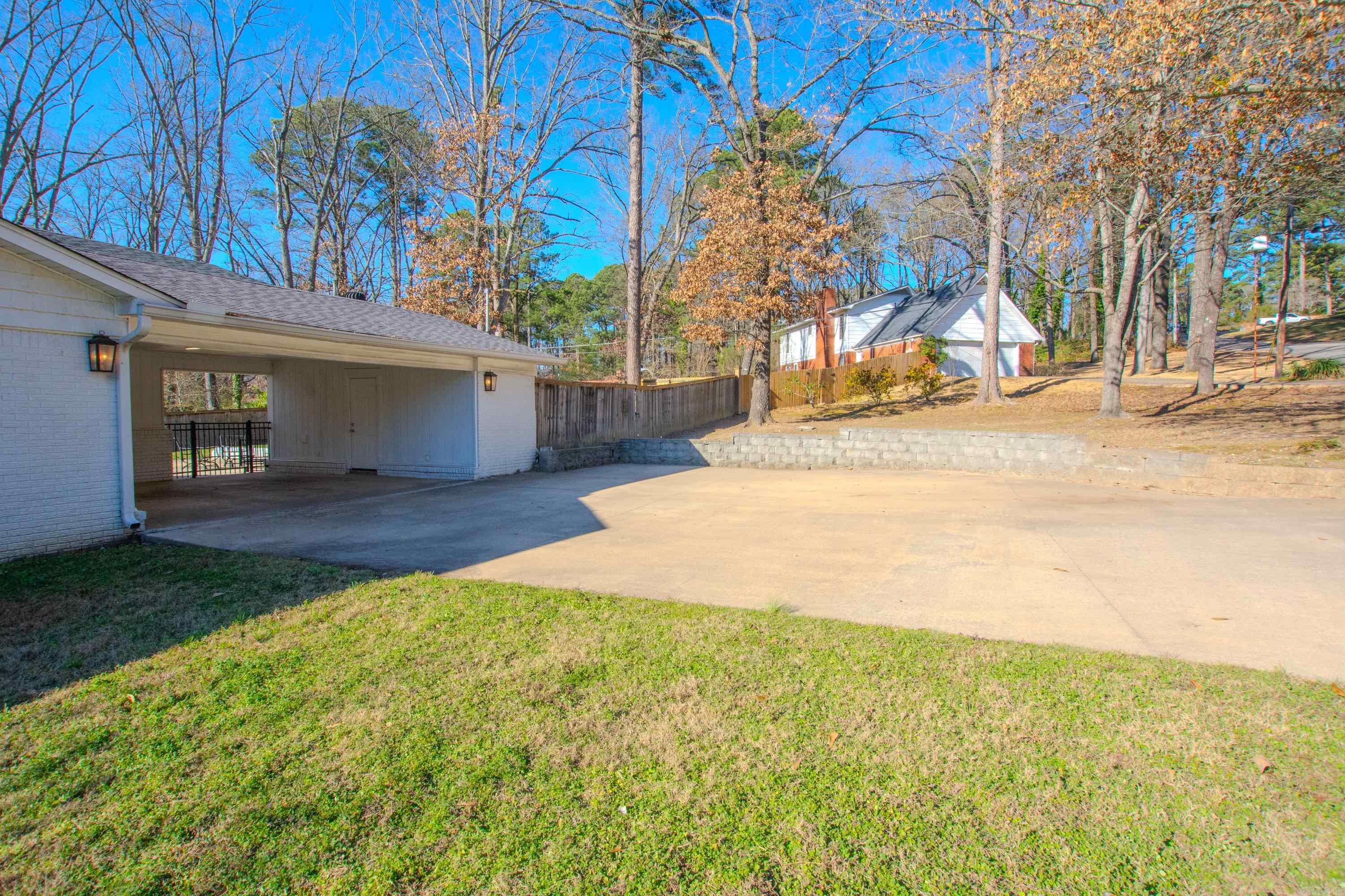 1724 Lynnwood Drive