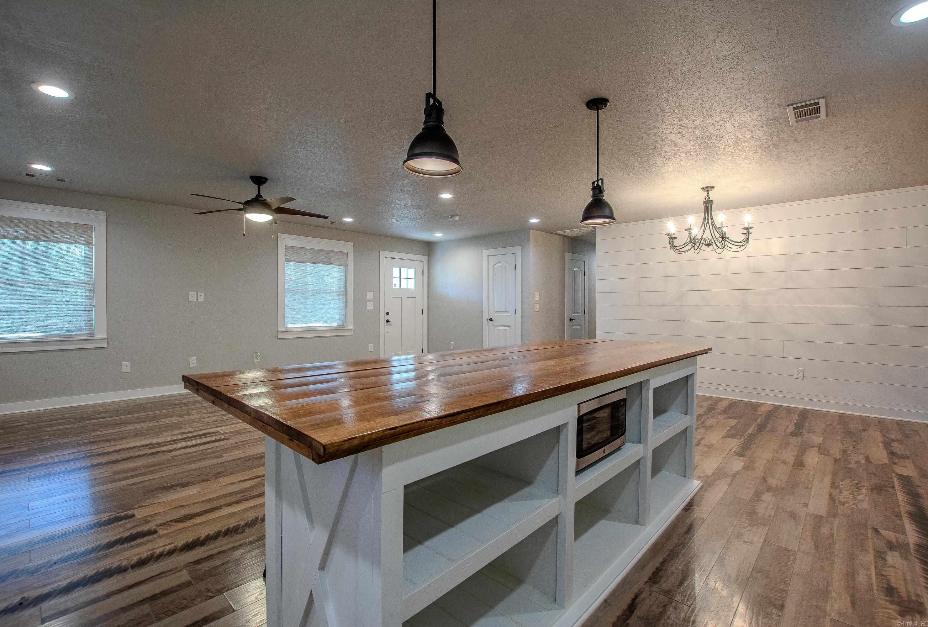 1724 Lynnwood Drive