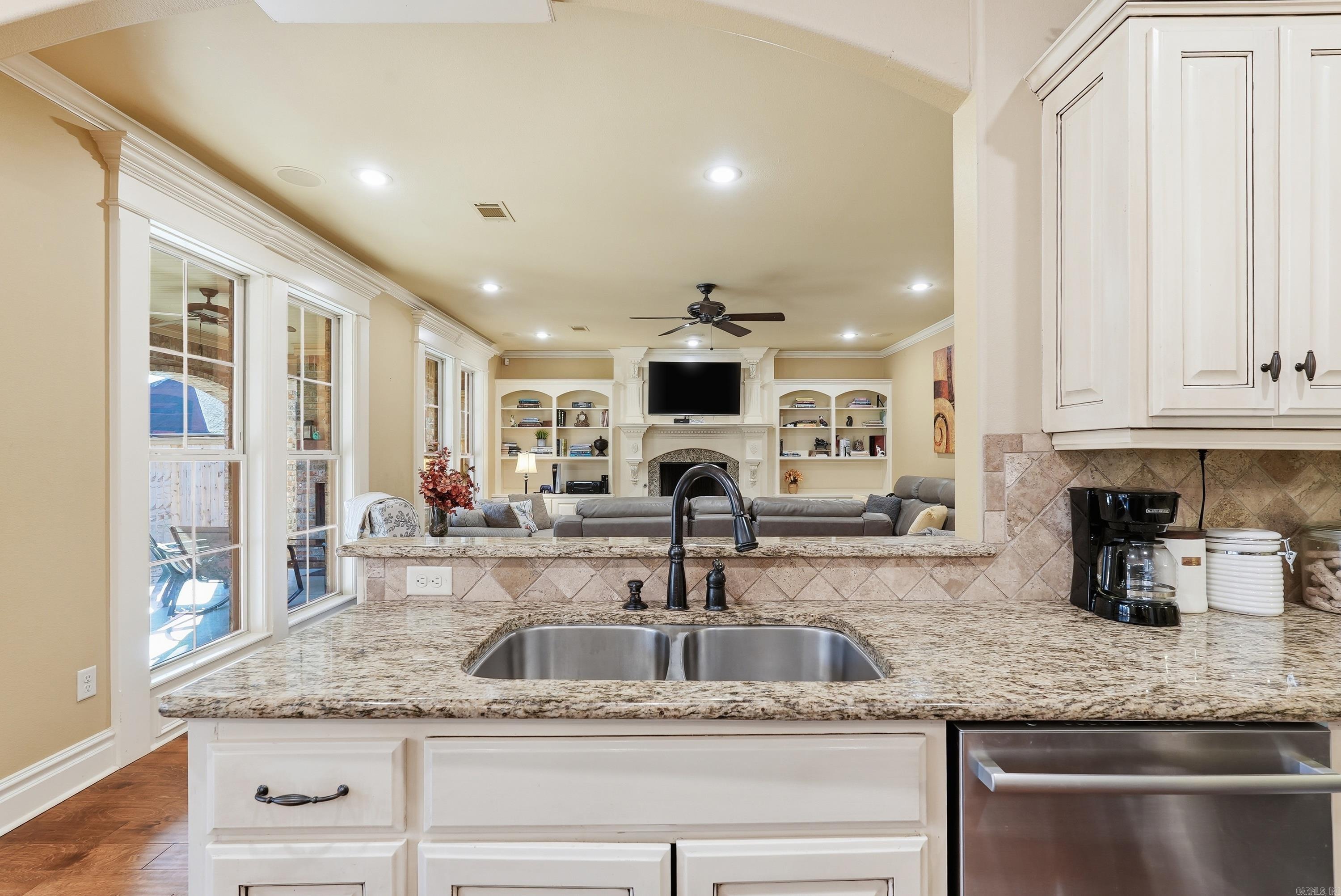 1120 Applewood Drive