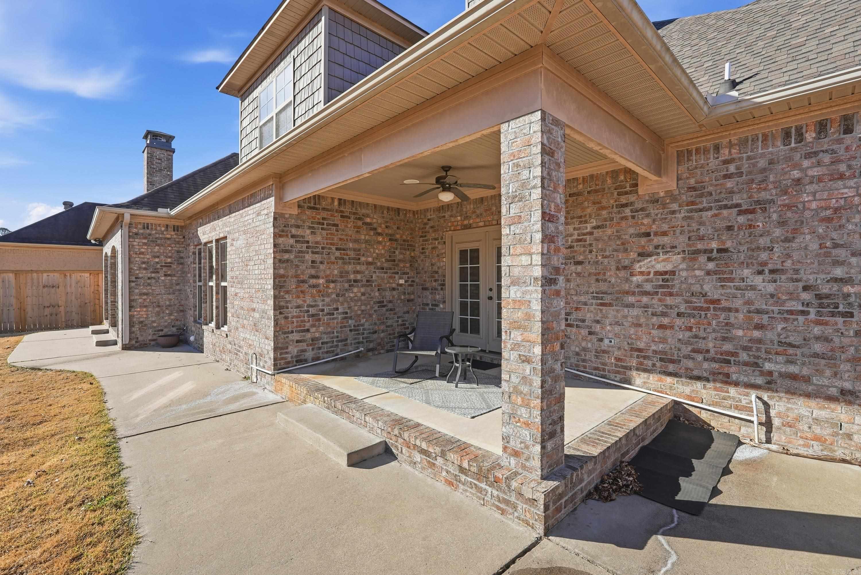 1120 Applewood Drive