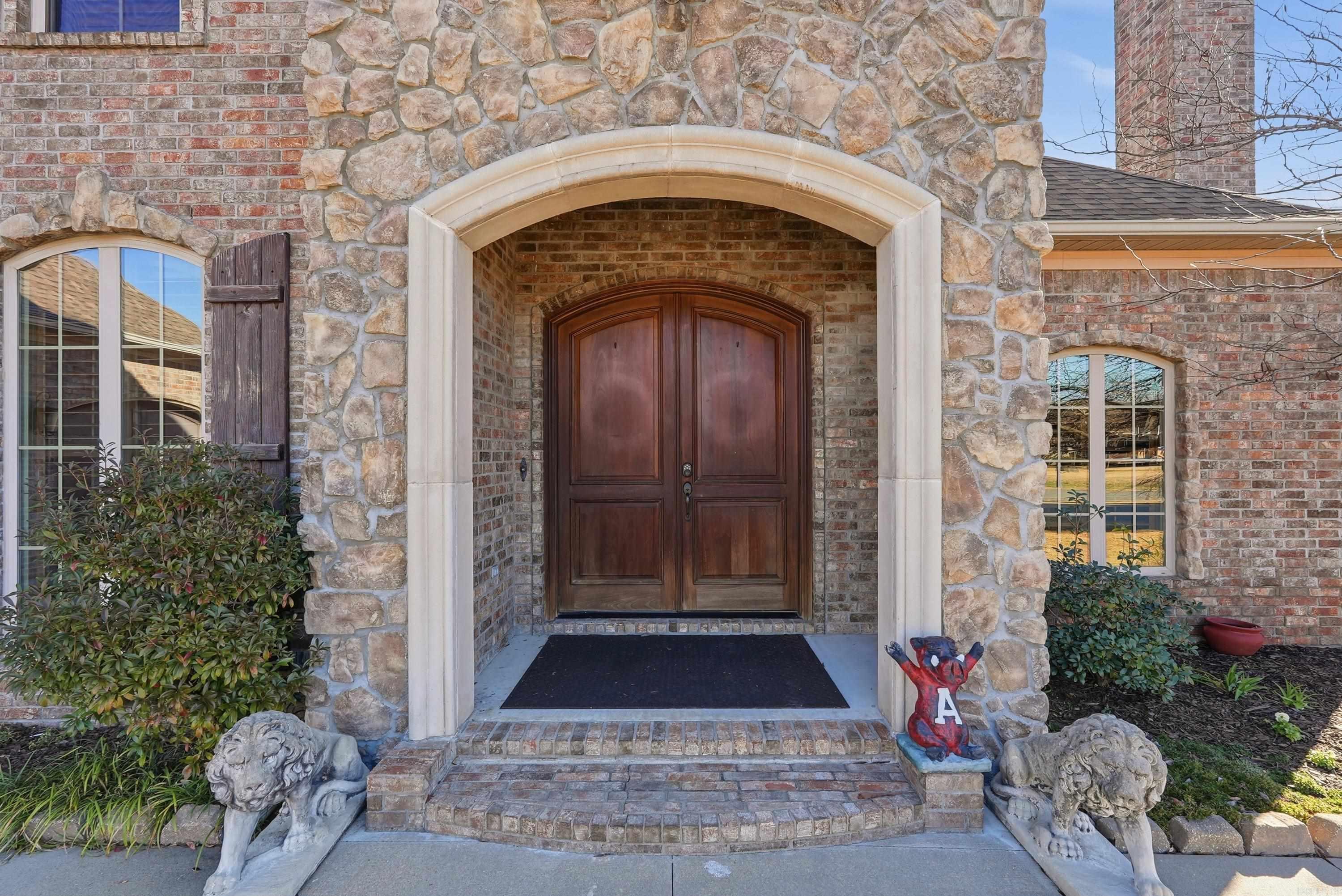 1120 Applewood Drive