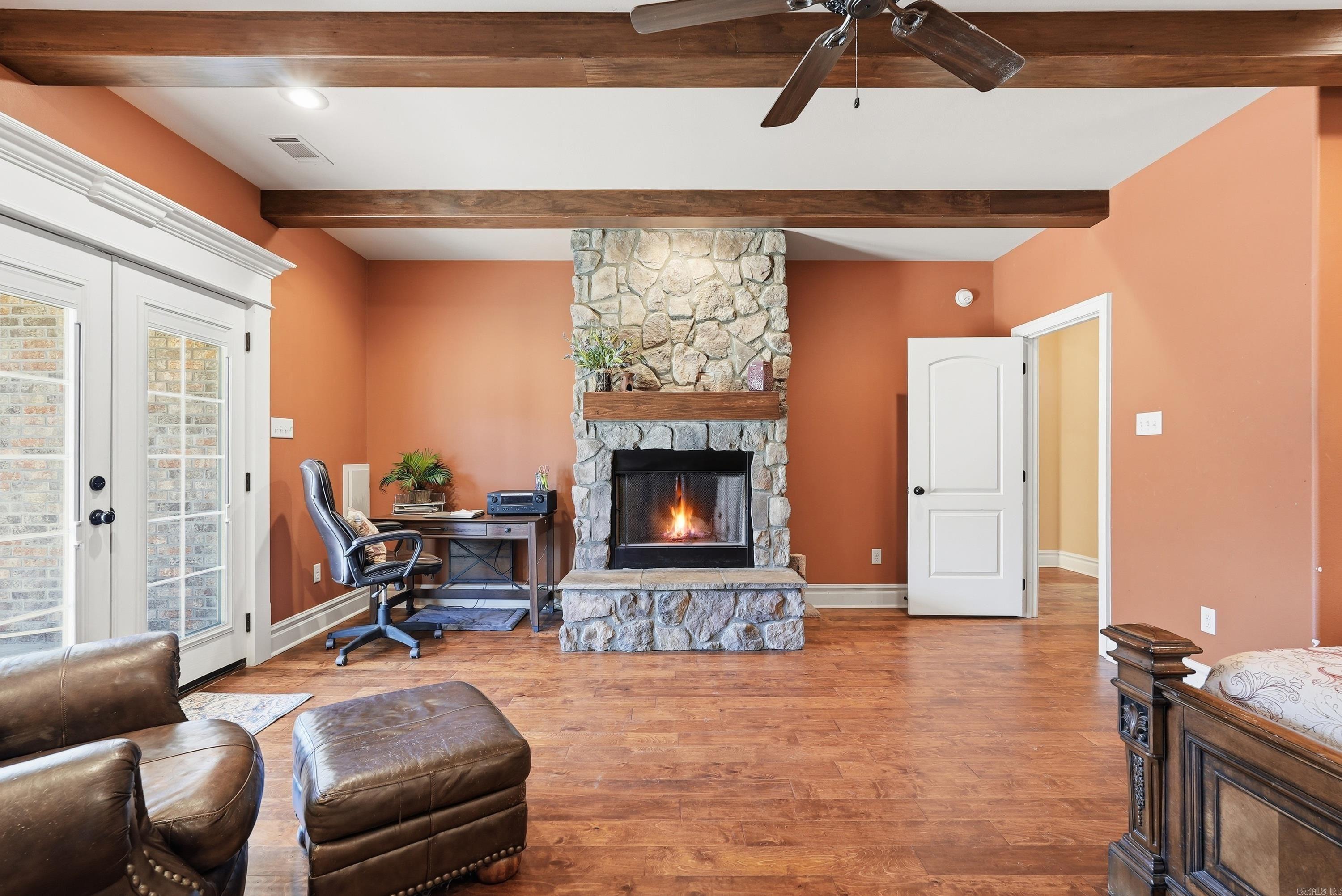 1120 Applewood Drive