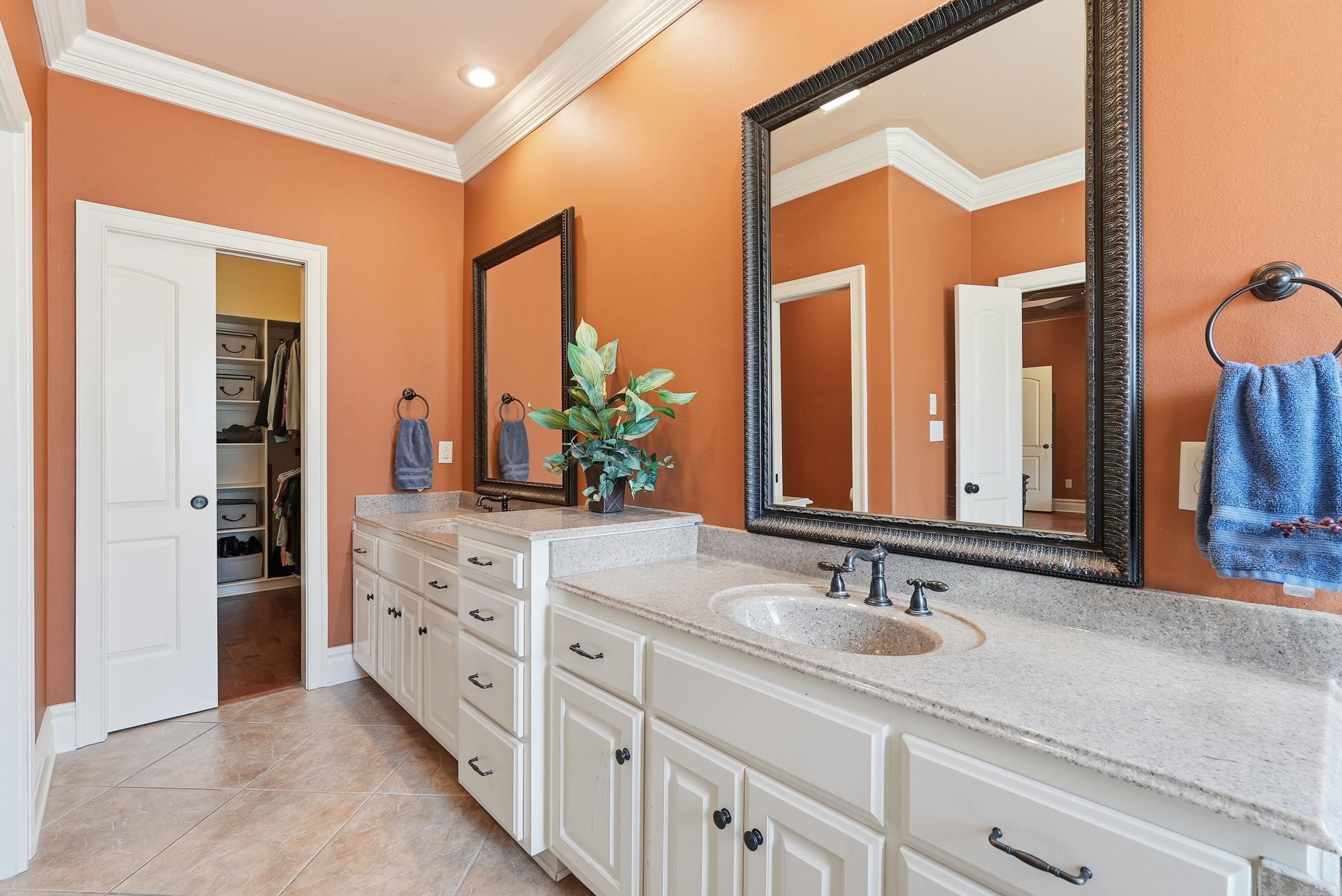 1120 Applewood Drive