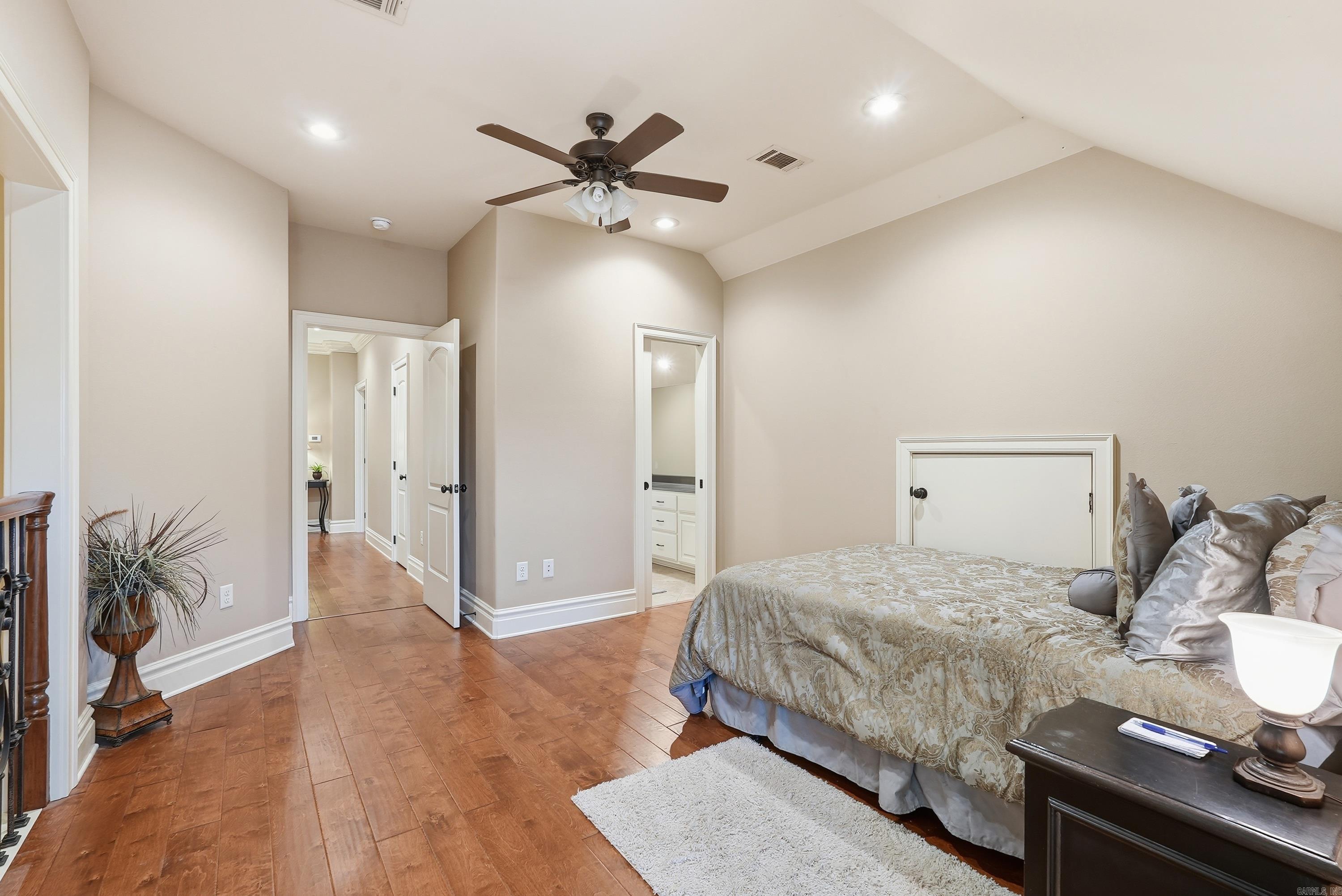 1120 Applewood Drive