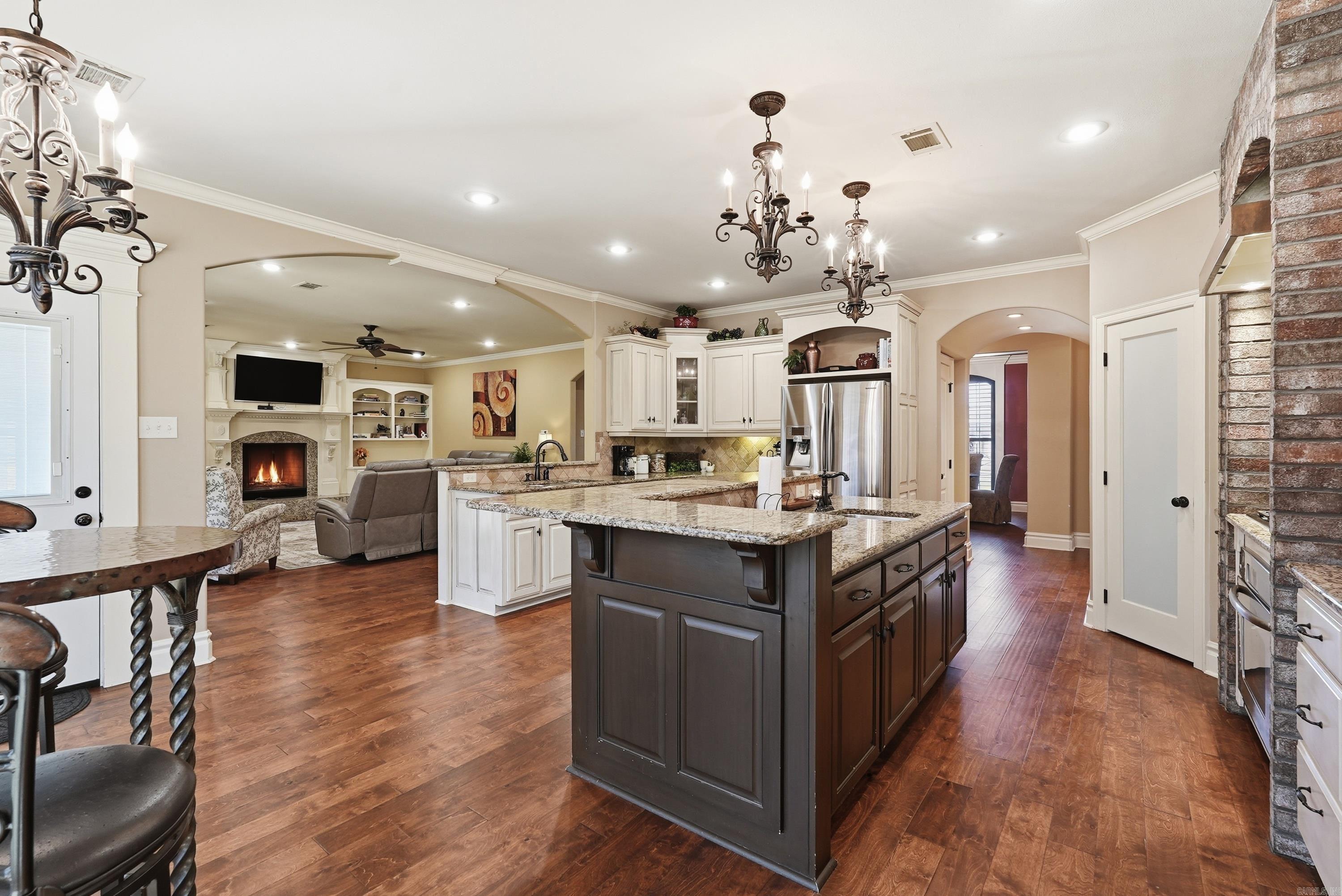 1120 Applewood Drive