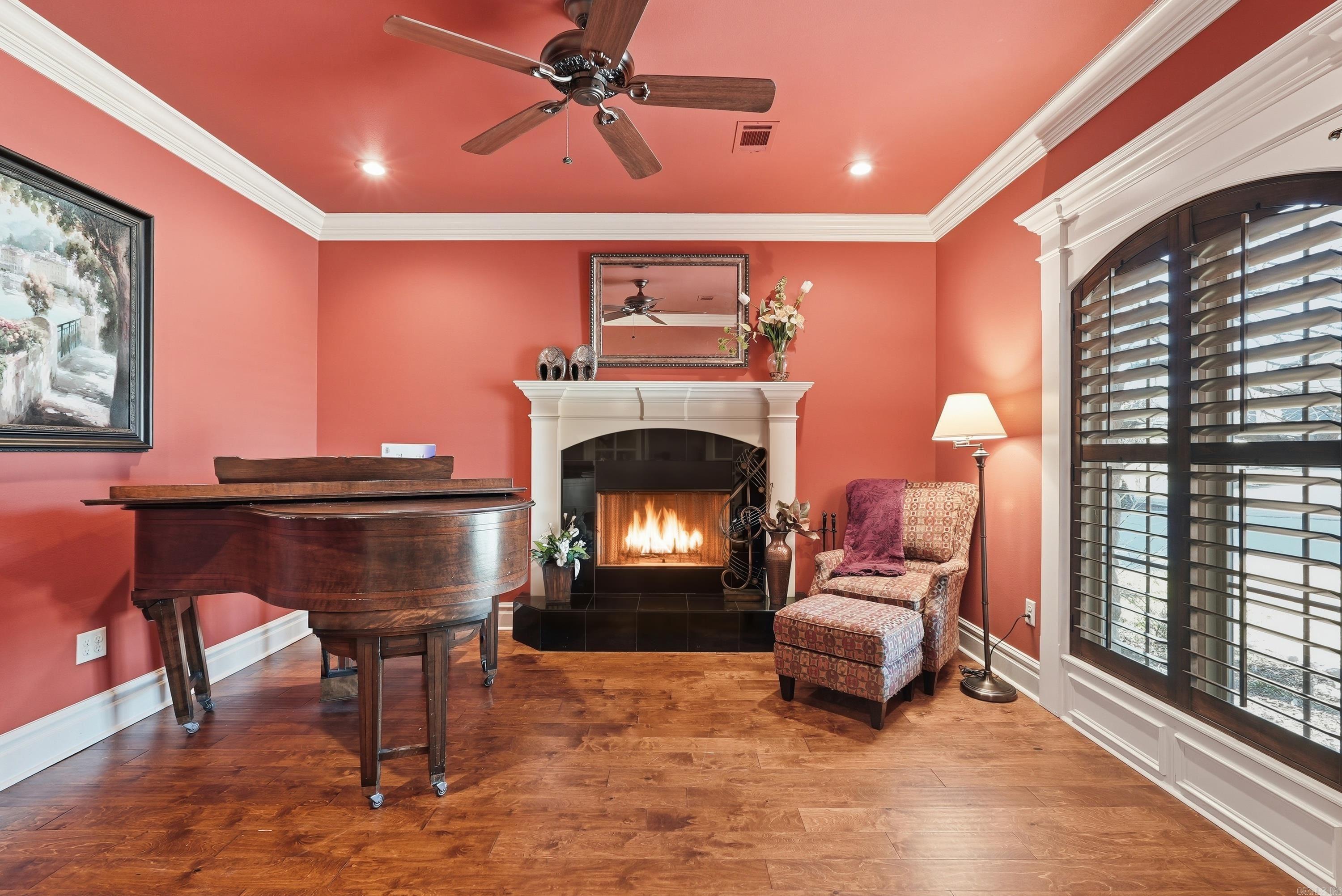 1120 Applewood Drive