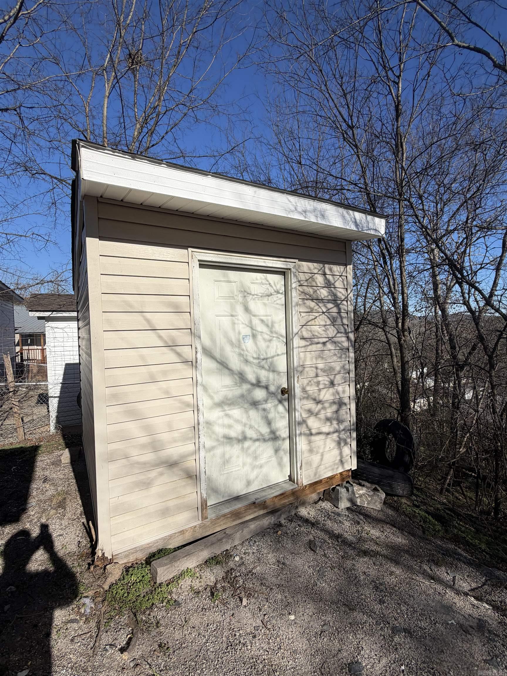 138 Iowa Street