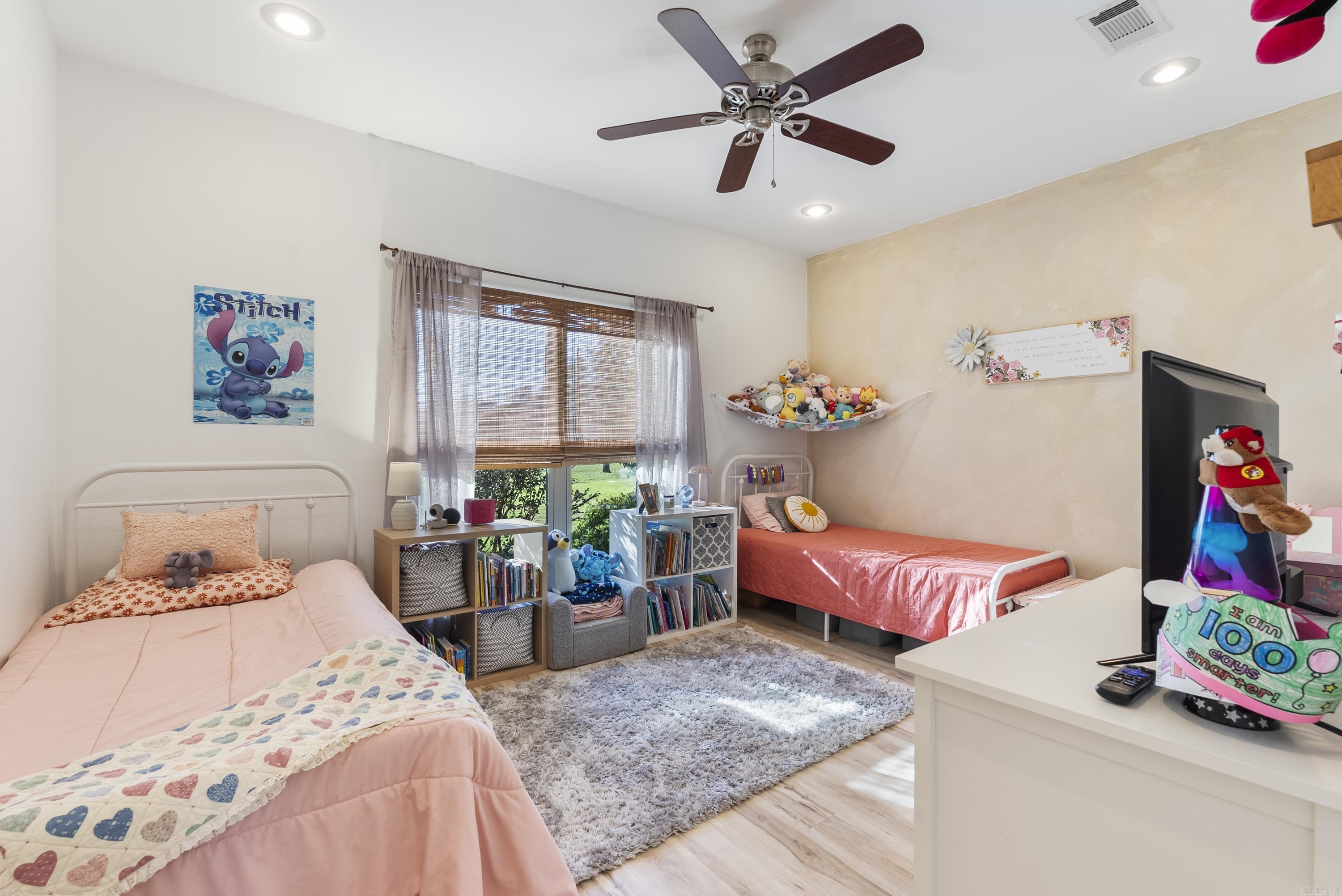 5 Ridgeside Cove