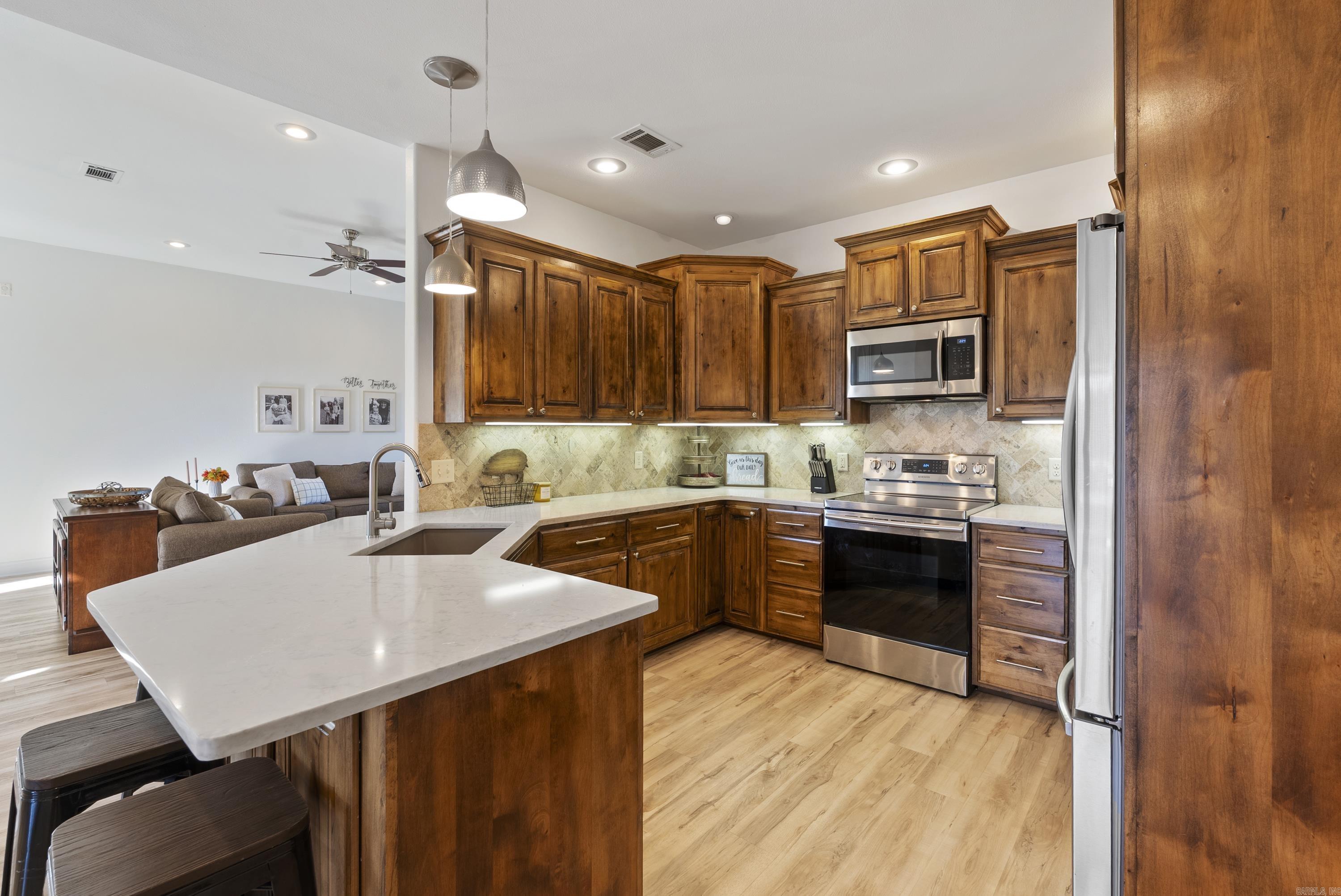 5 Ridgeside Cove