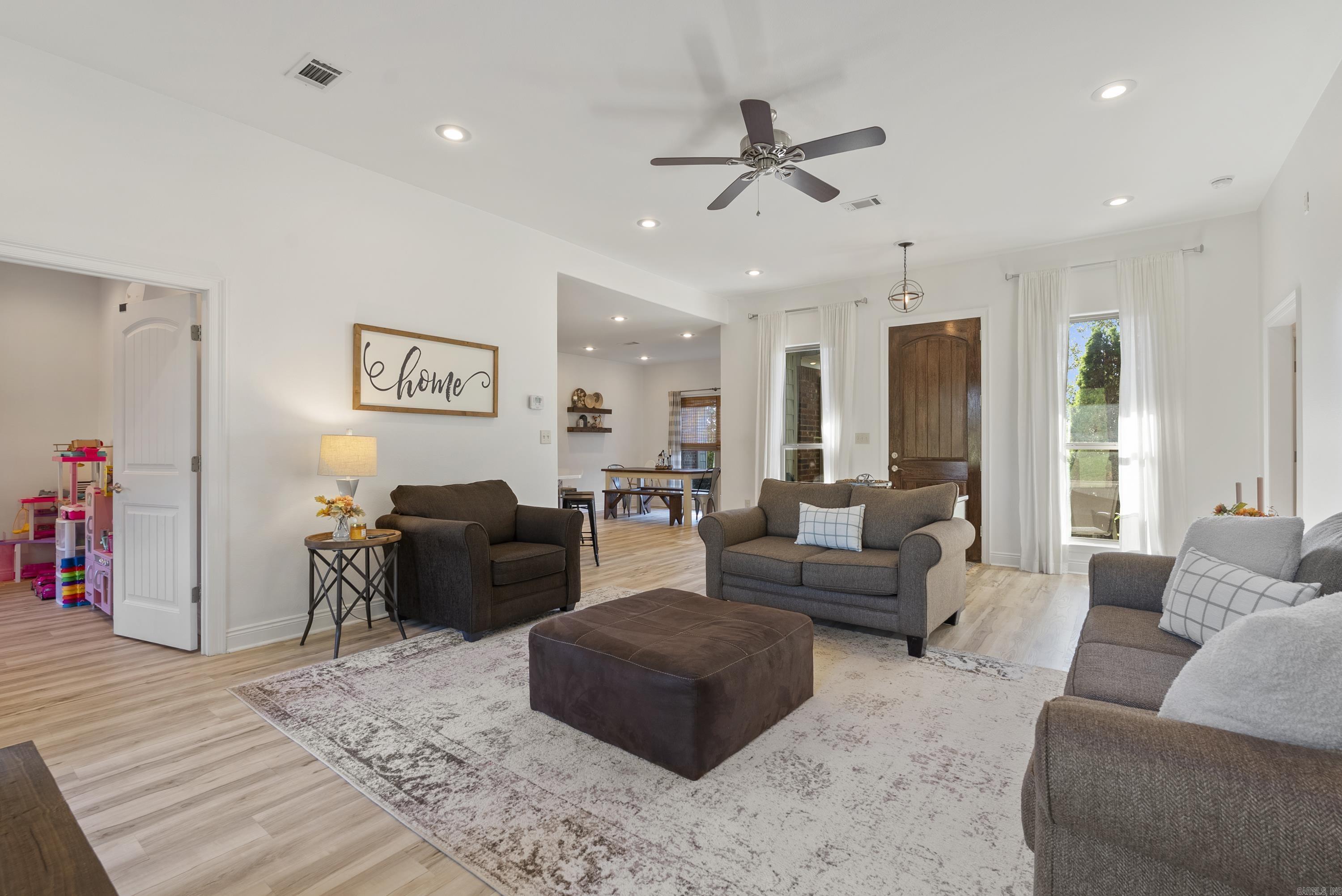 5 Ridgeside Cove