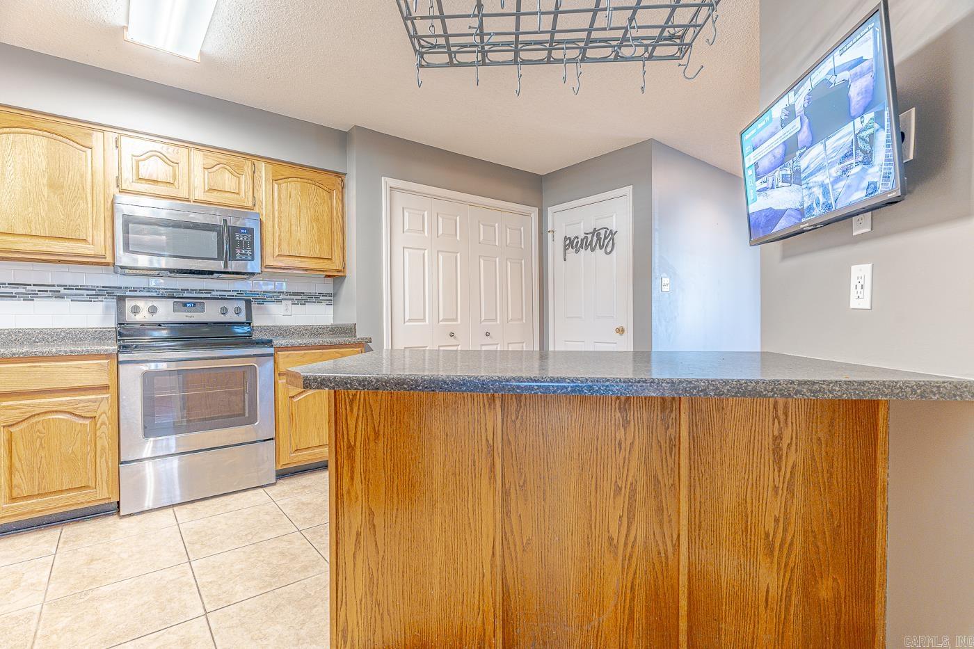 2000 Fox Meadow Lane