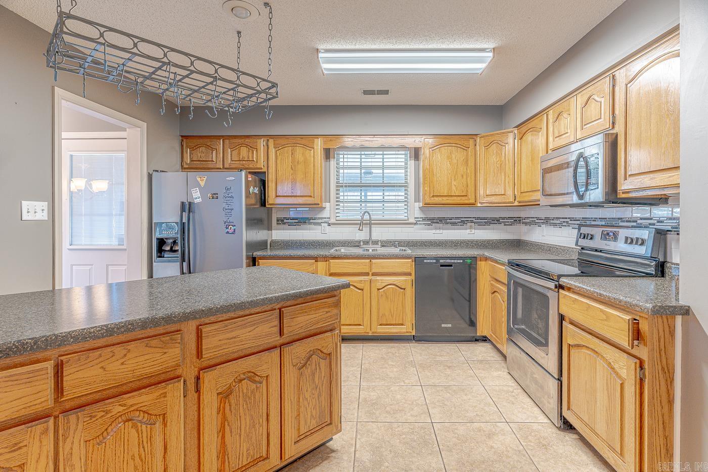 2000 Fox Meadow Lane