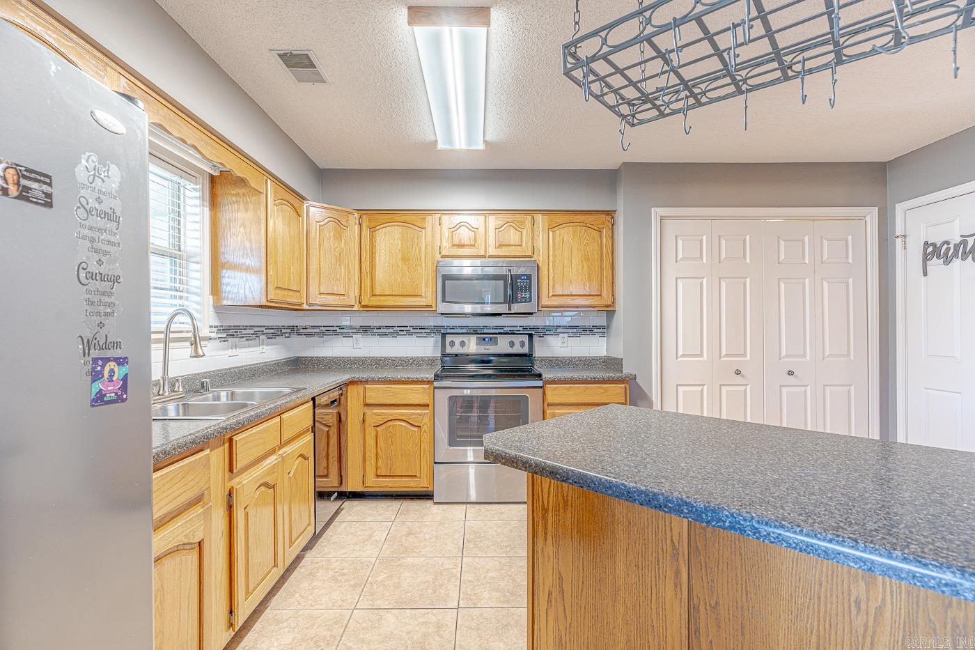 2000 Fox Meadow Lane