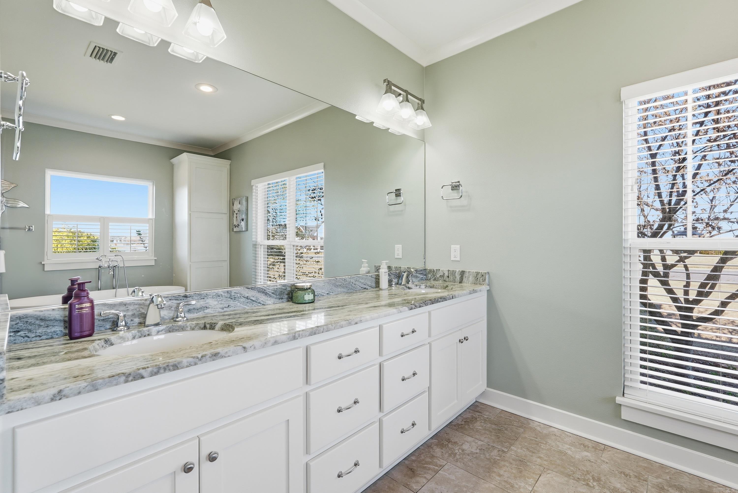 8 Persimmon Ridge Drive