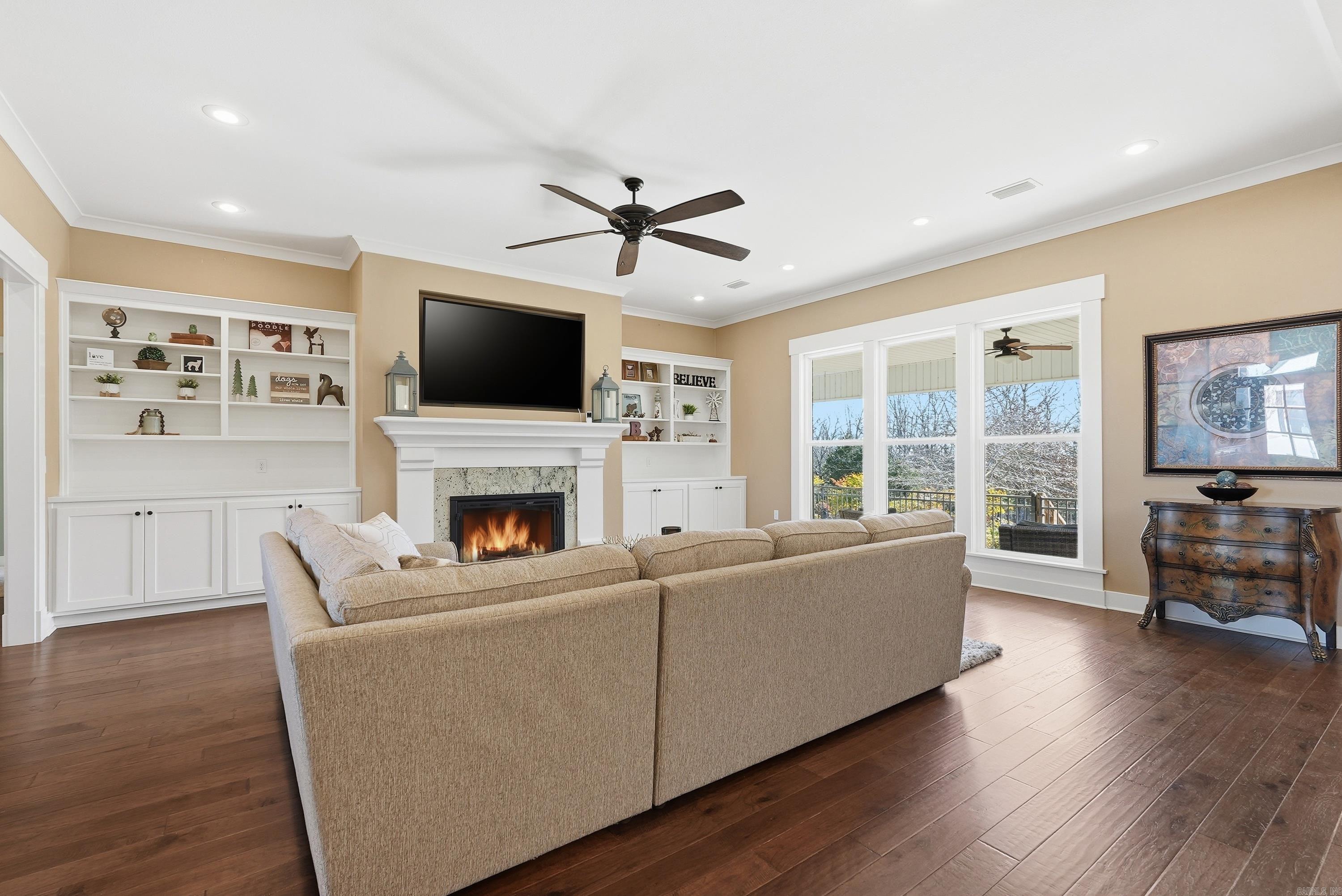 8 Persimmon Ridge Drive