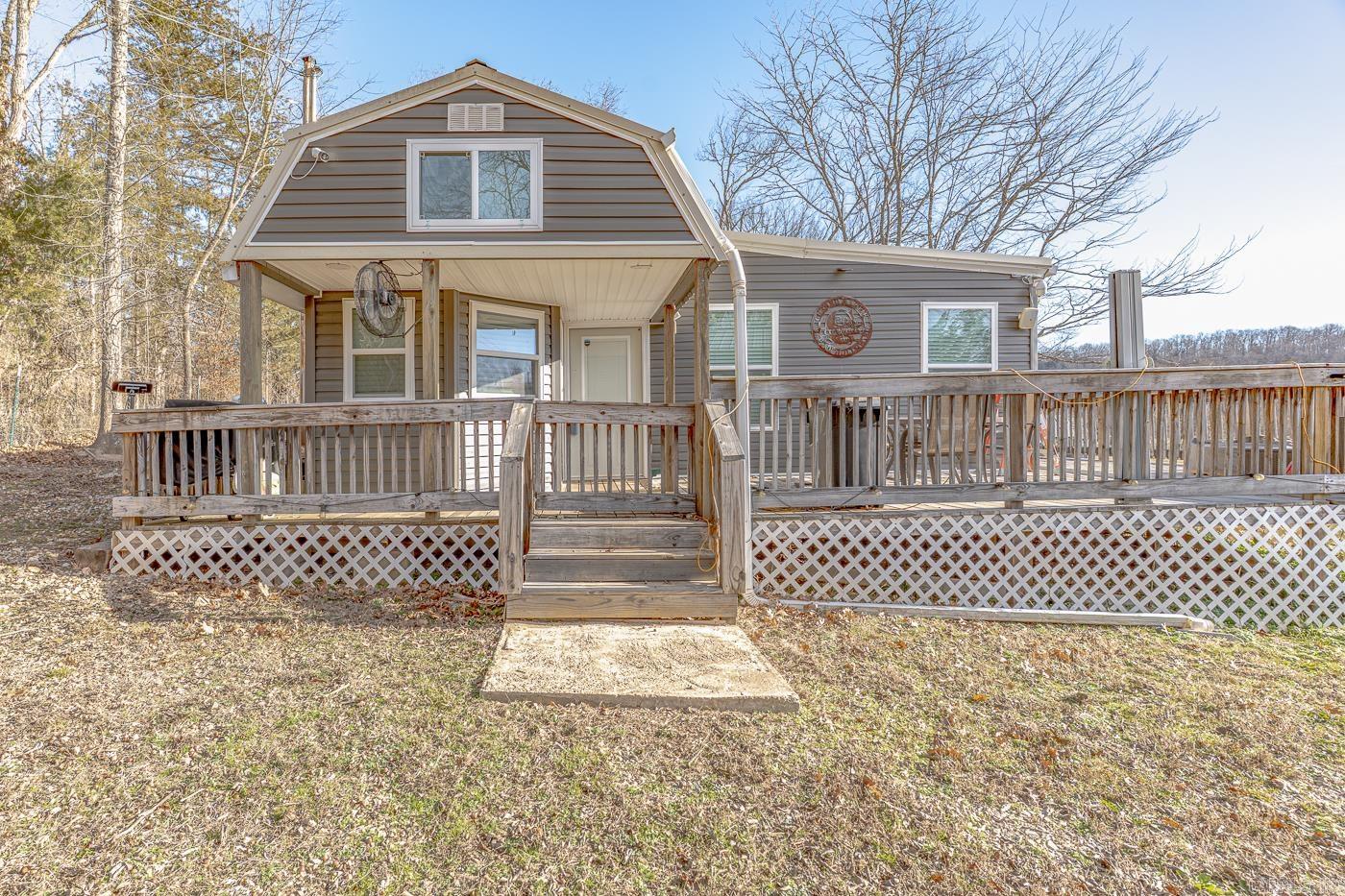 96 Pine Hollow Rd Road