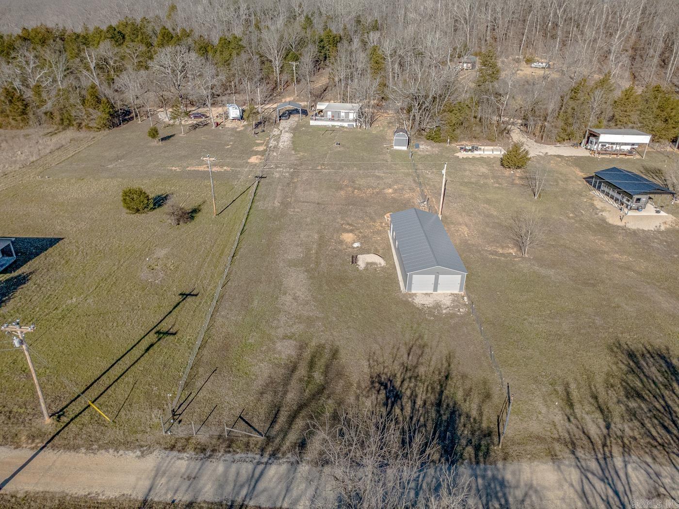 96 Pine Hollow Rd Road