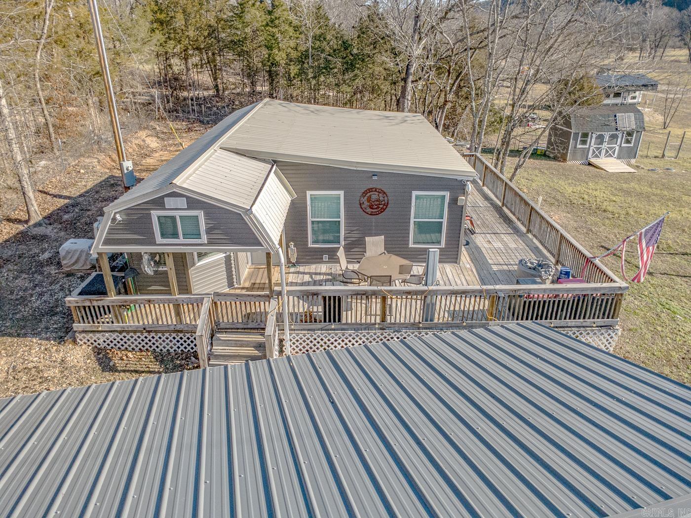 96 Pine Hollow Rd Road