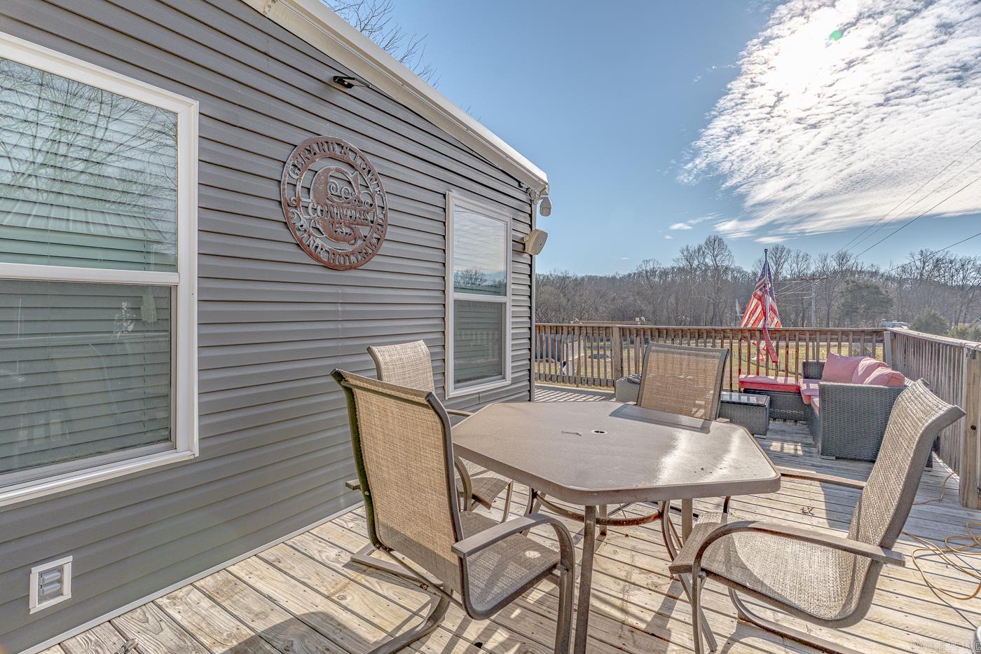 96 Pine Hollow Rd Road