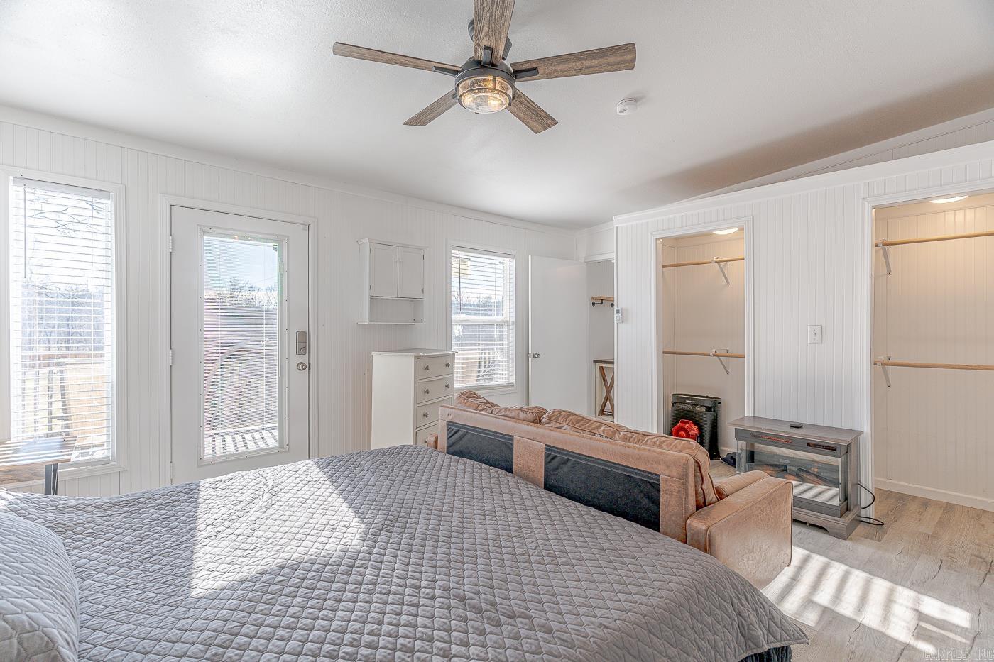 96 Pine Hollow Rd Road