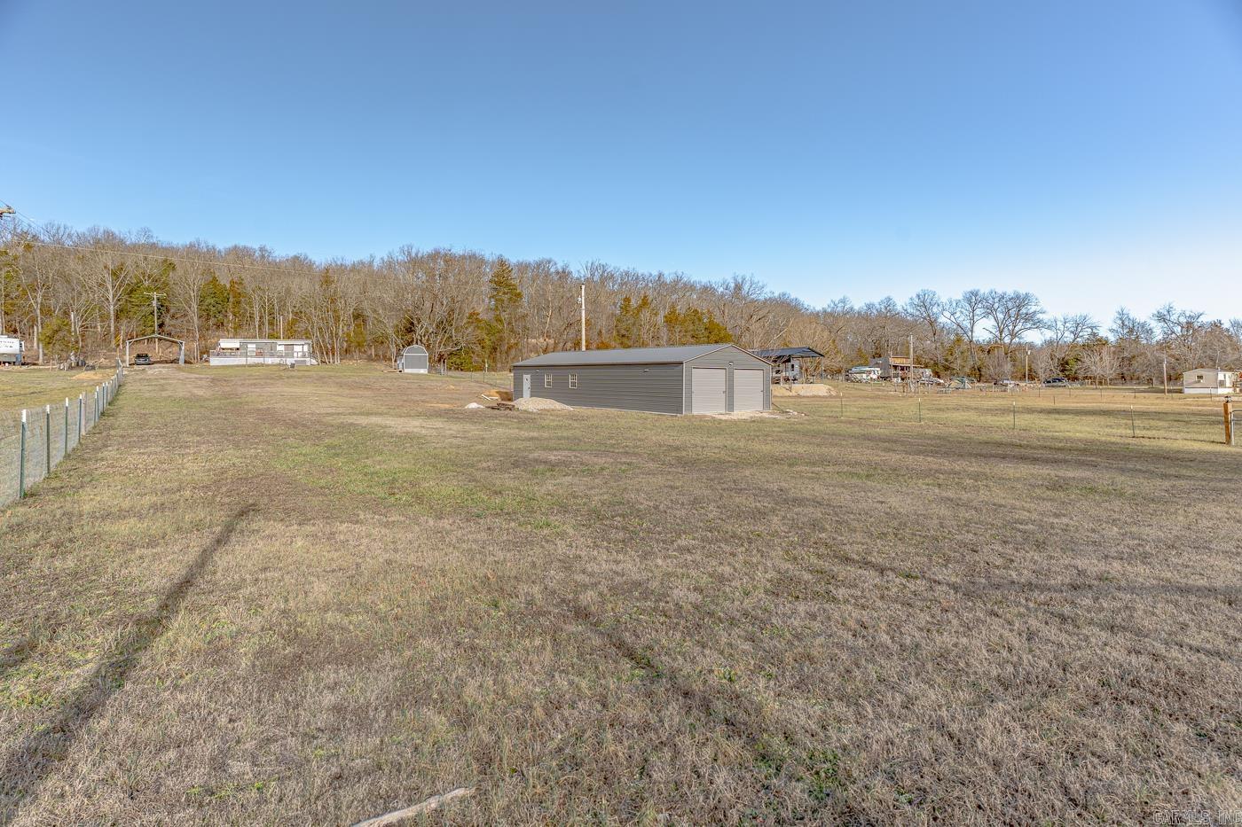 96 Pine Hollow Rd Road