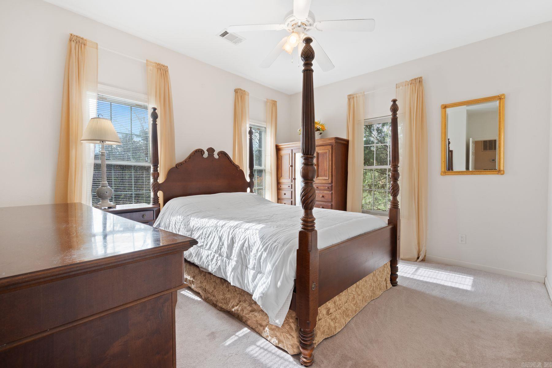 5 Bosque Place