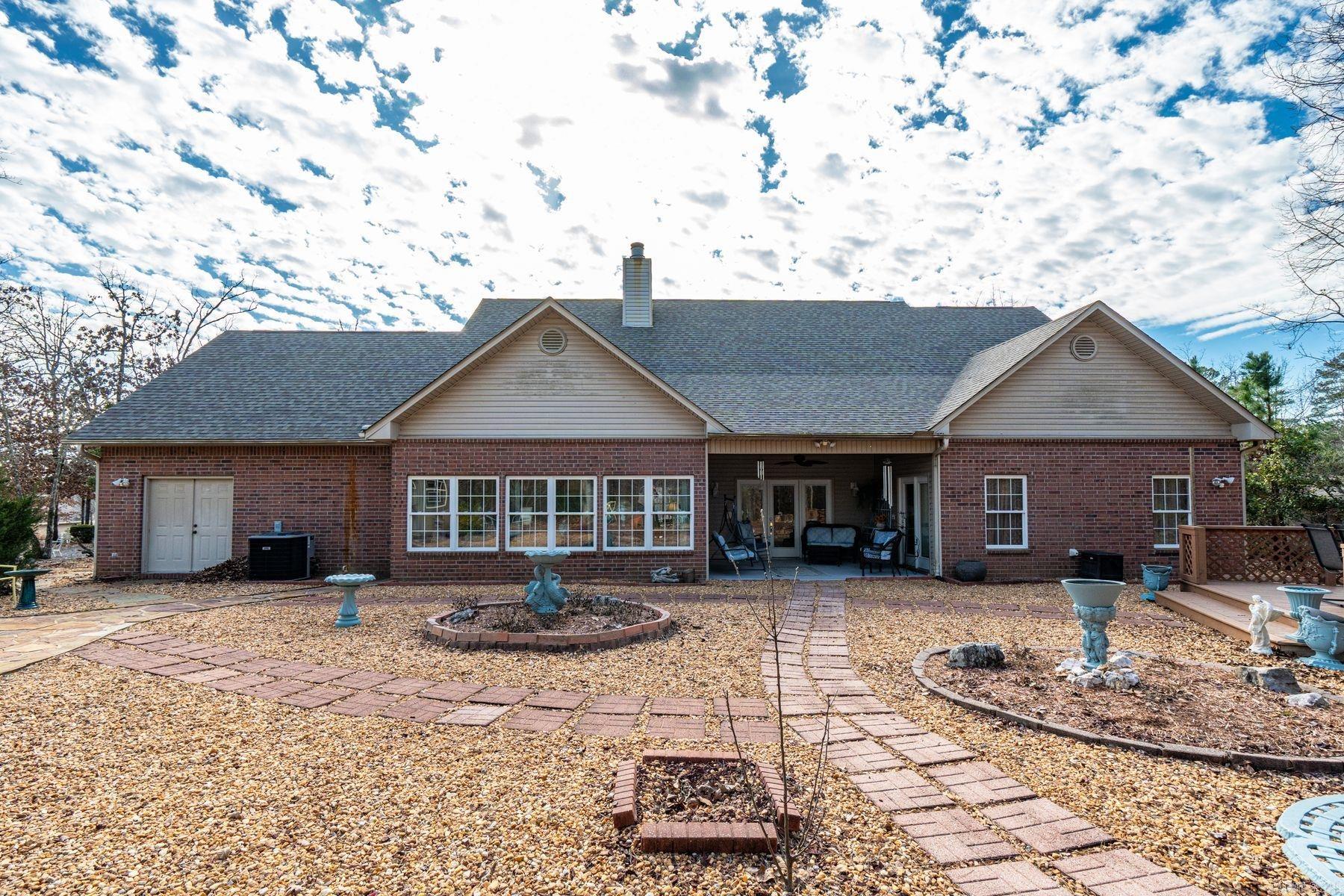5 Bosque Place