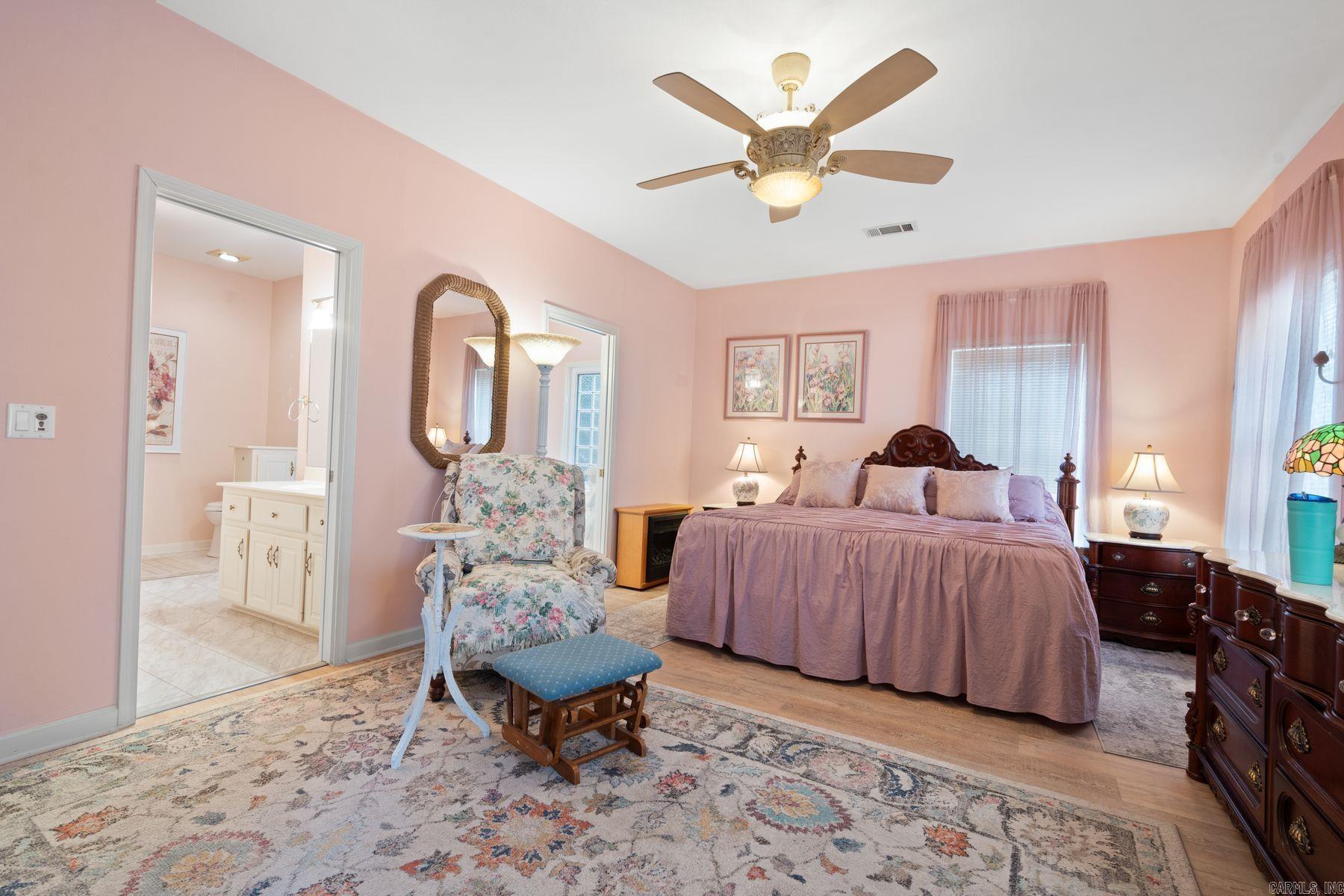 5 Bosque Place